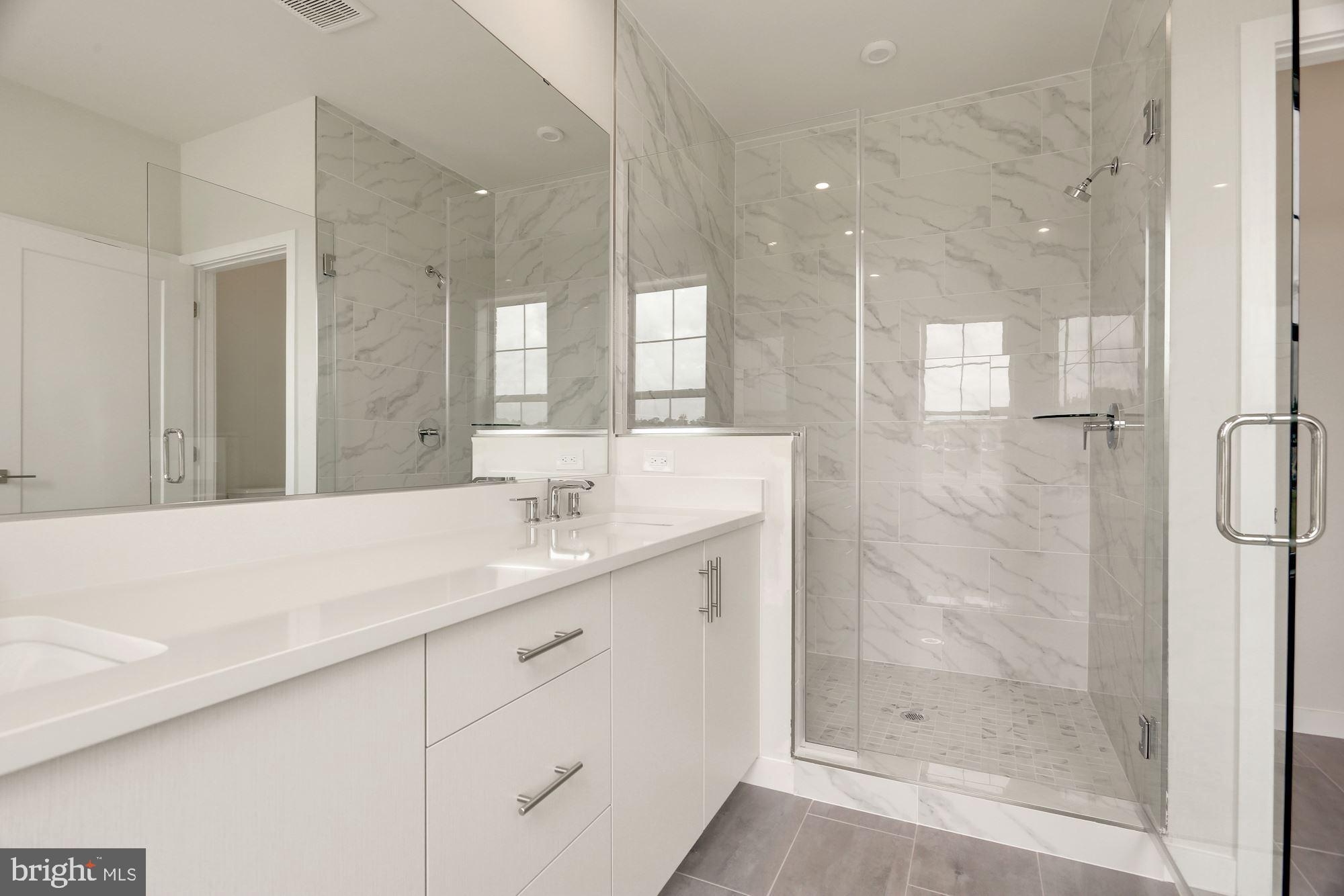 REGENCY AT BELMONT - Residential