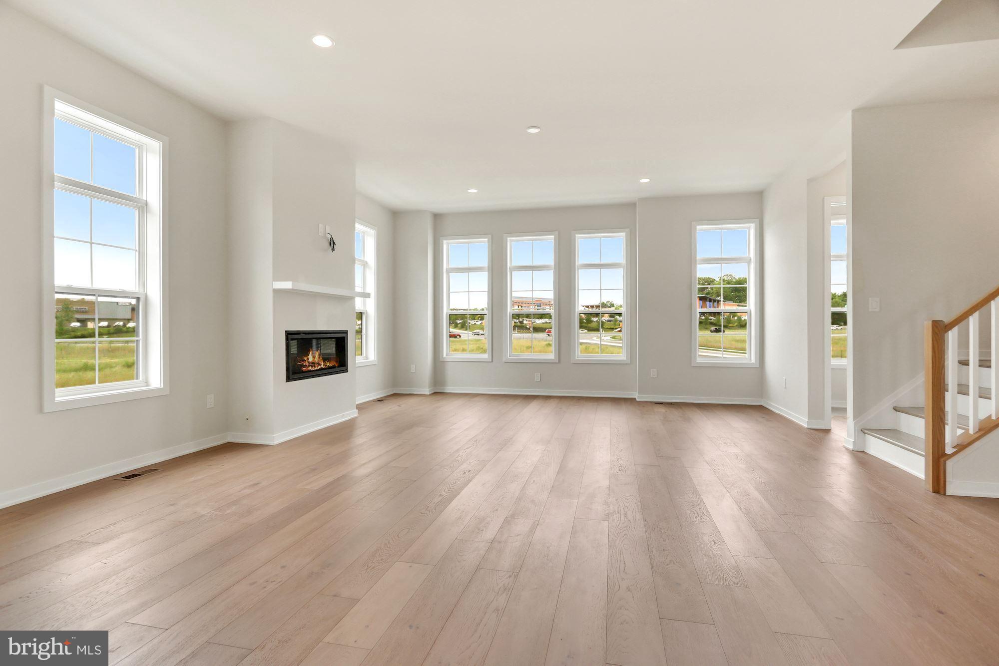 REGENCY AT BELMONT - Residential