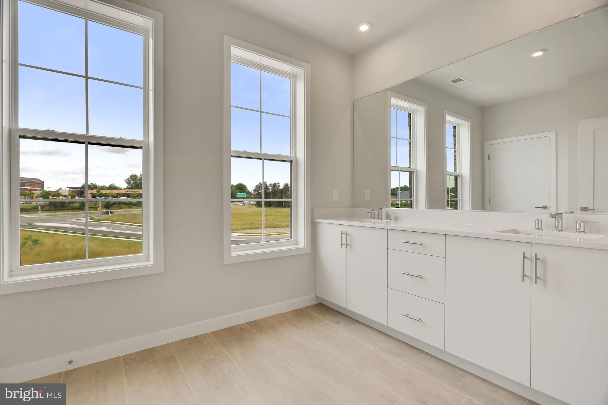 REGENCY AT BELMONT - Residential