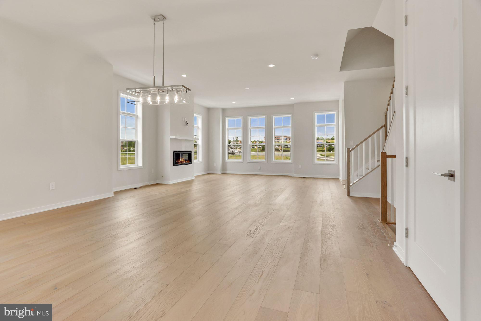 REGENCY AT BELMONT - Residential