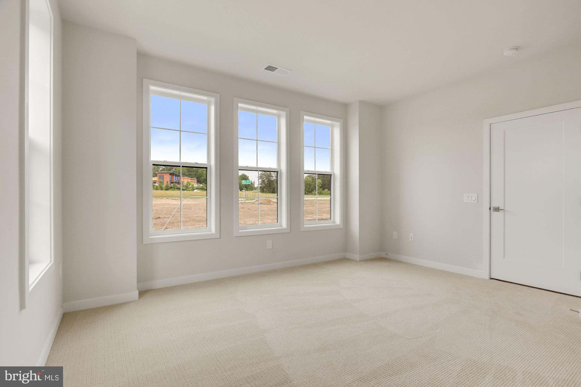 REGENCY AT BELMONT - Residential