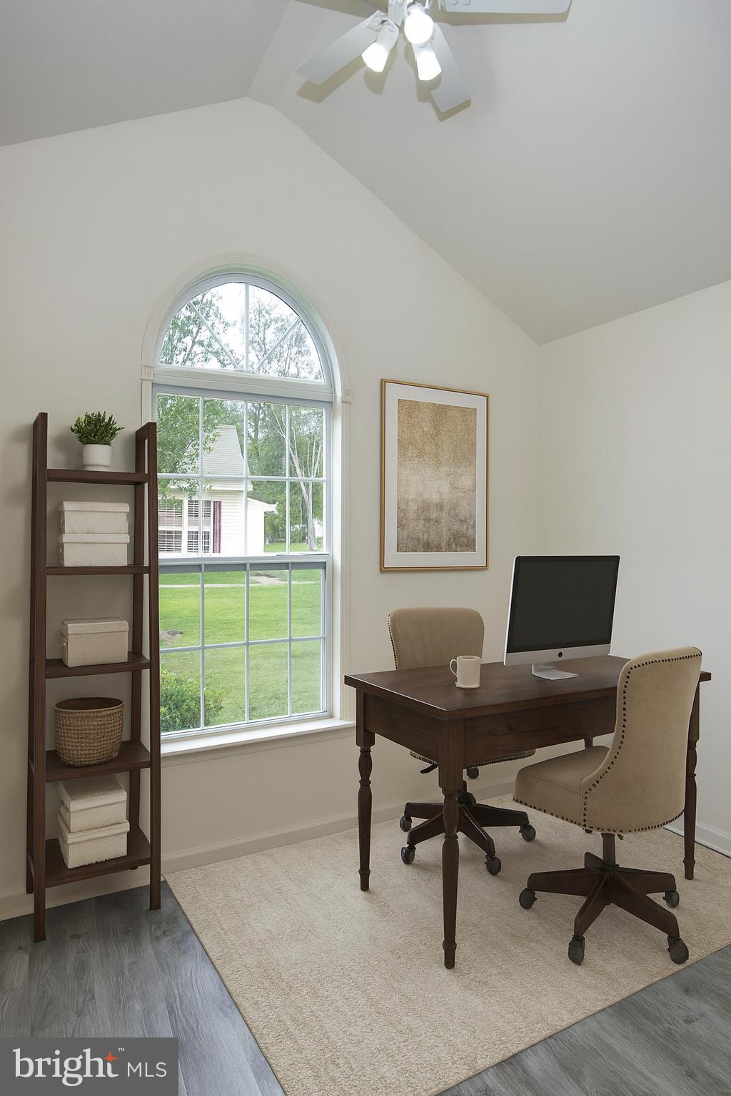 STONE GATE - Residential