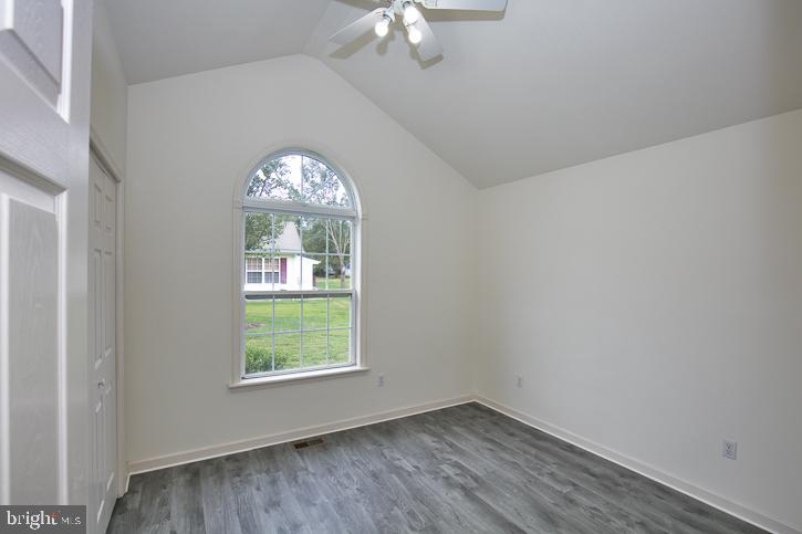 STONE GATE - Residential