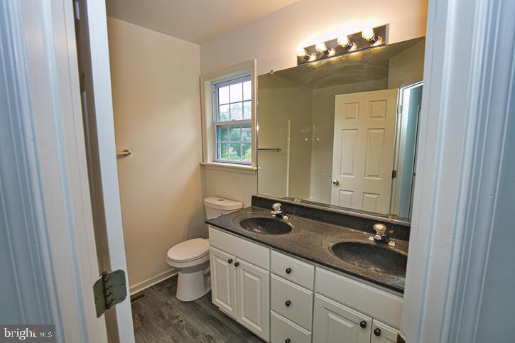 STONE GATE - Residential