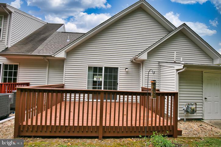 STONE GATE - Residential
