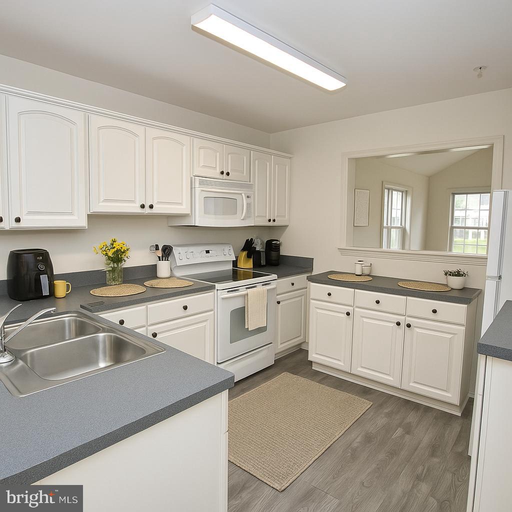 STONE GATE - Residential