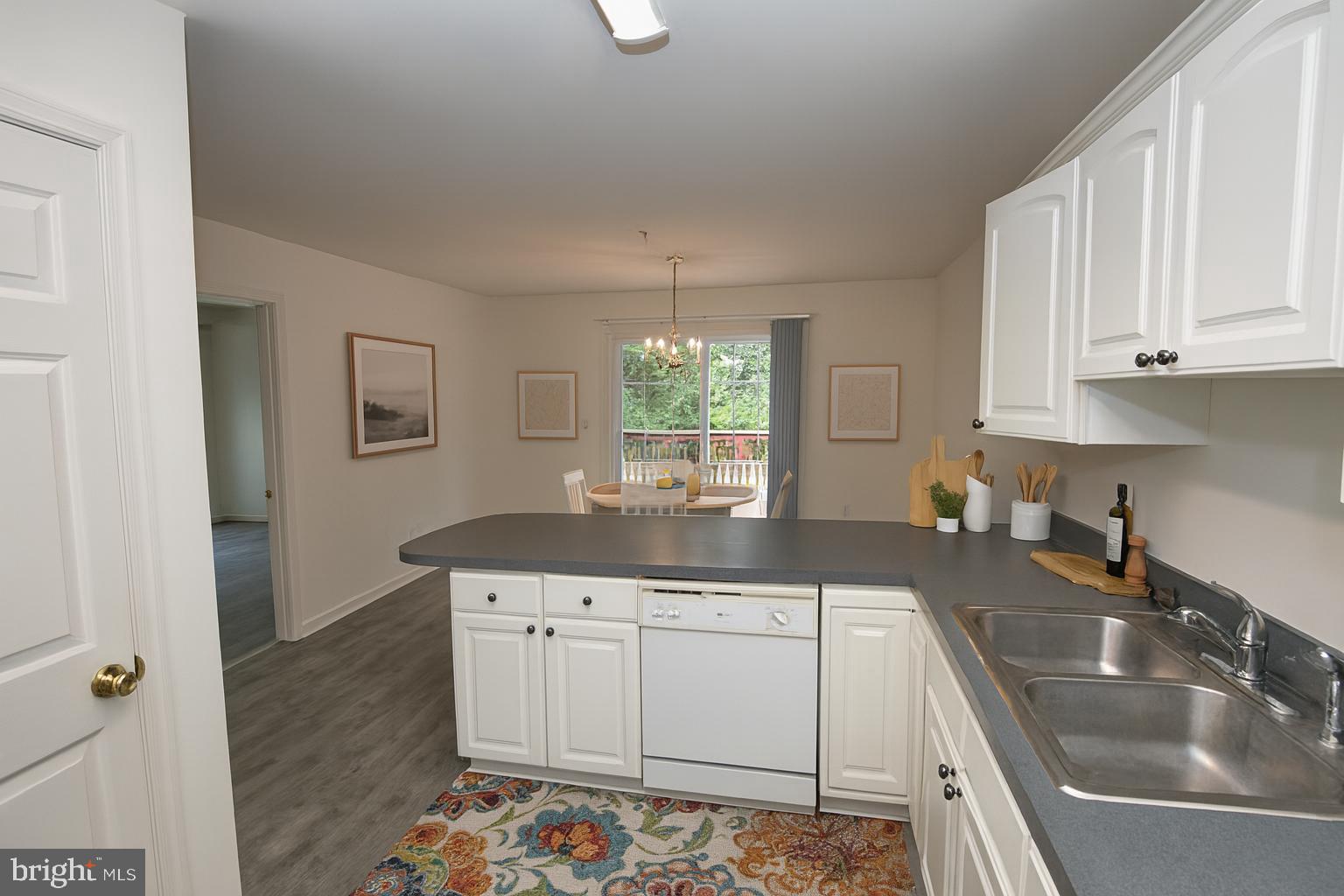 STONE GATE - Residential