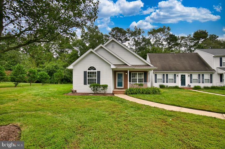 1017 SANDSTONE COURT