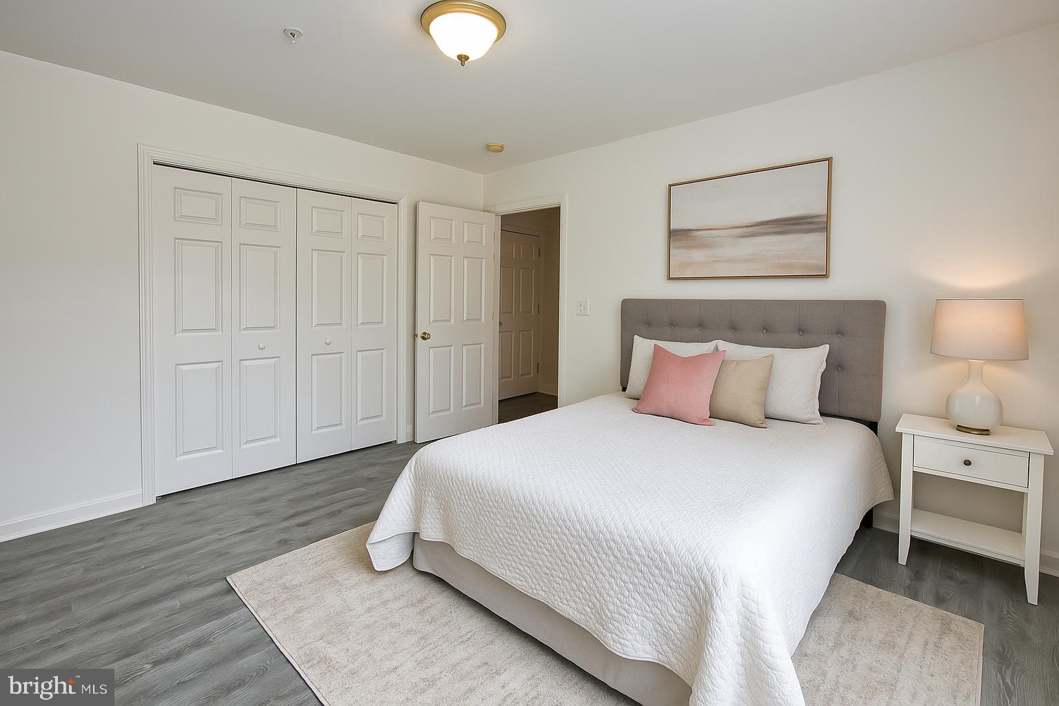 STONE GATE - Residential