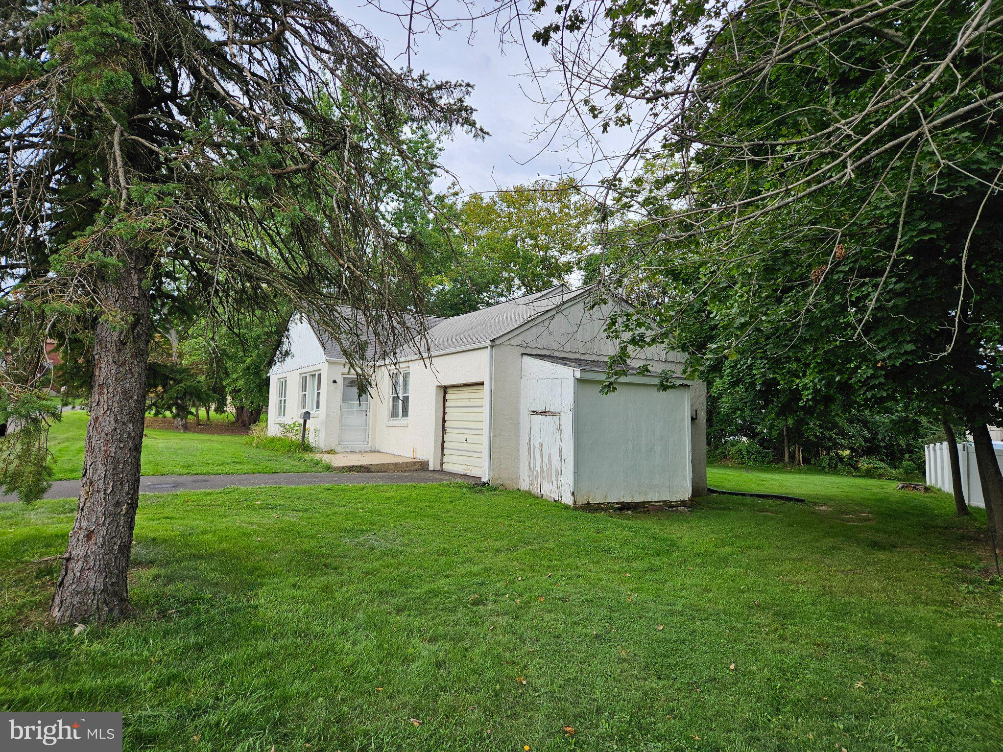 54 POPLAR AVENUE