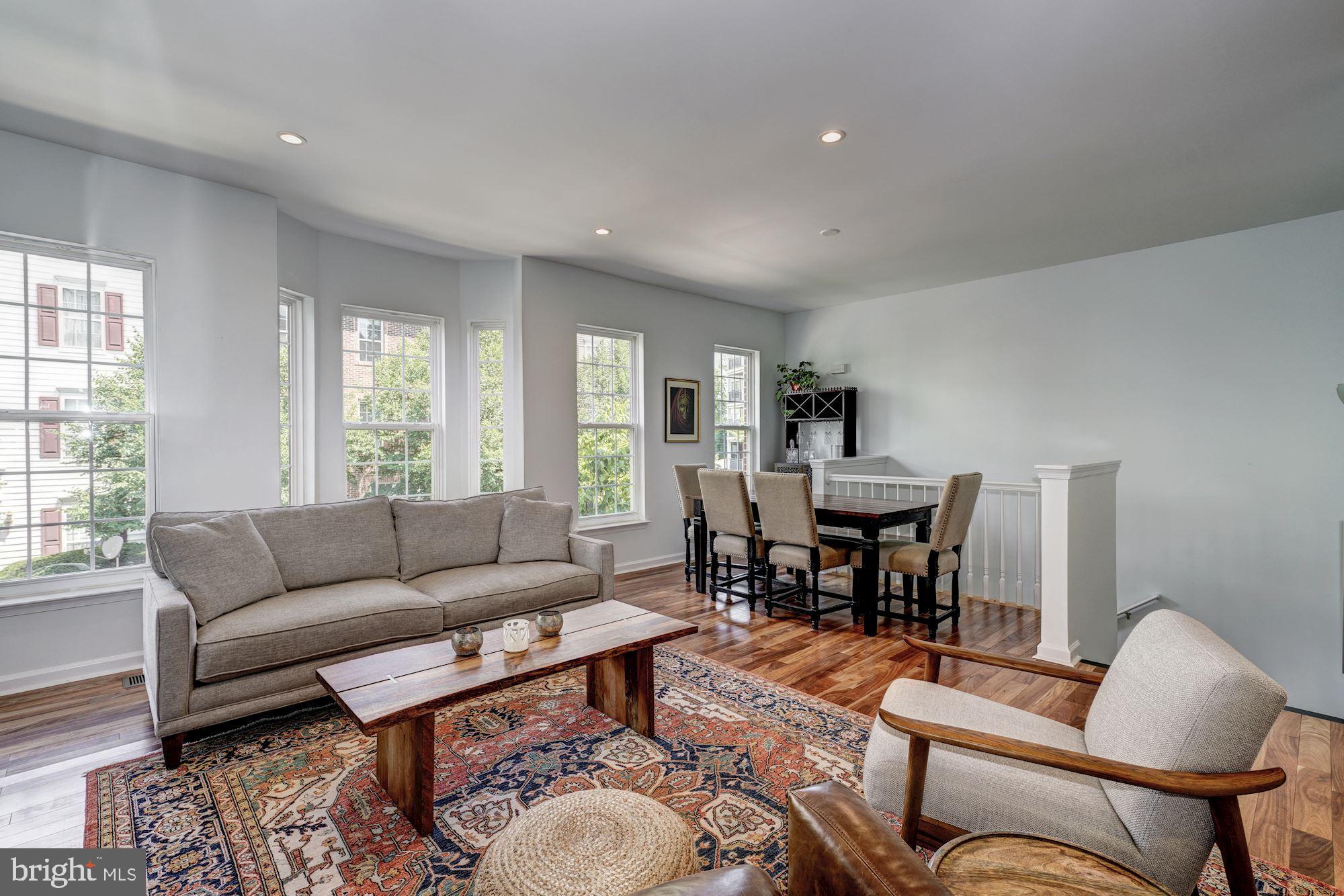 HIGH POINTE AT JEFFERSON PARK - Residential