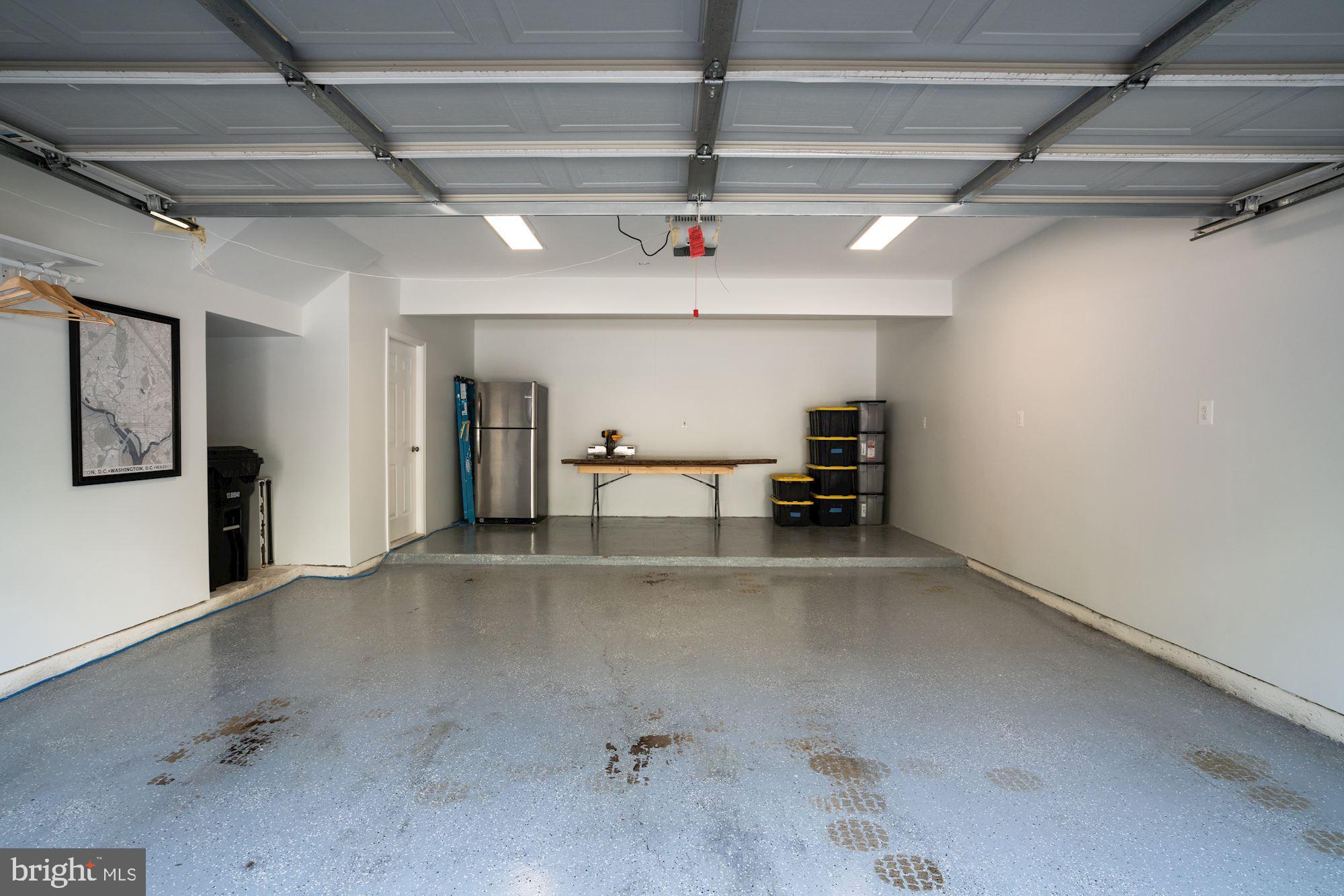 HIGH POINTE AT JEFFERSON PARK - Residential