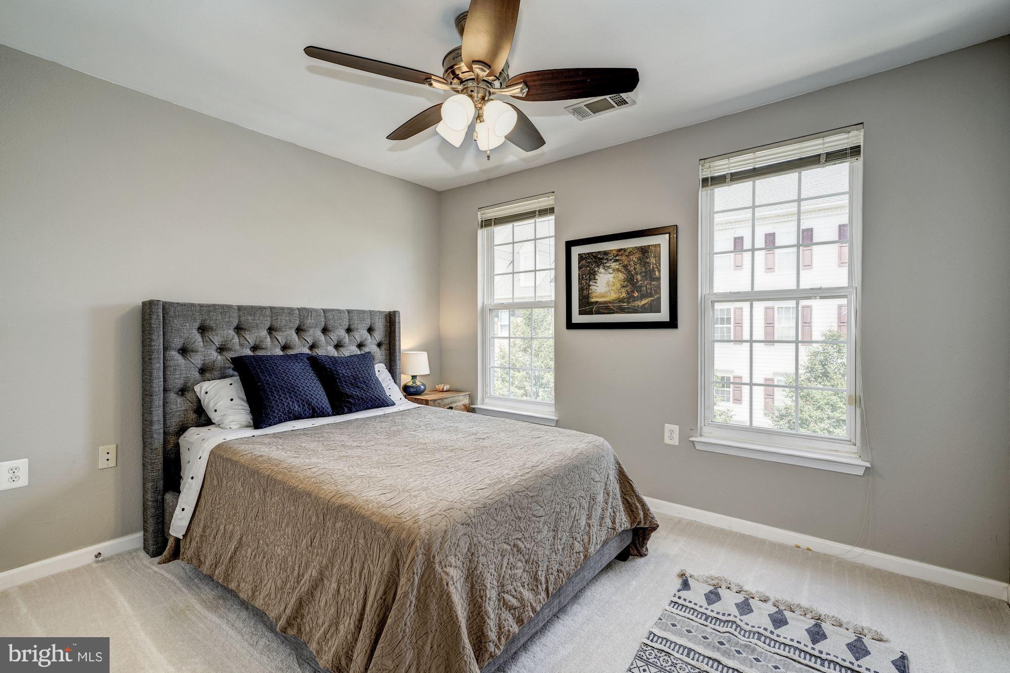 HIGH POINTE AT JEFFERSON PARK - Residential