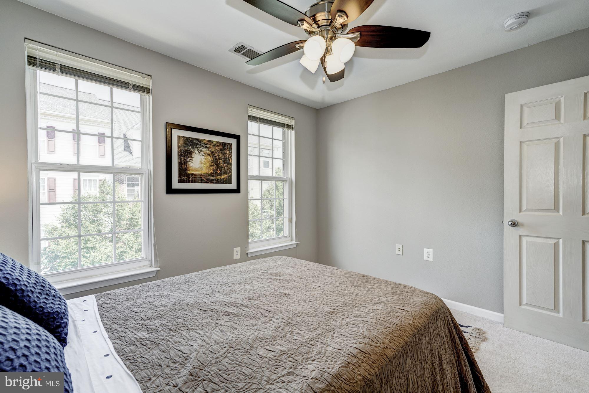 HIGH POINTE AT JEFFERSON PARK - Residential