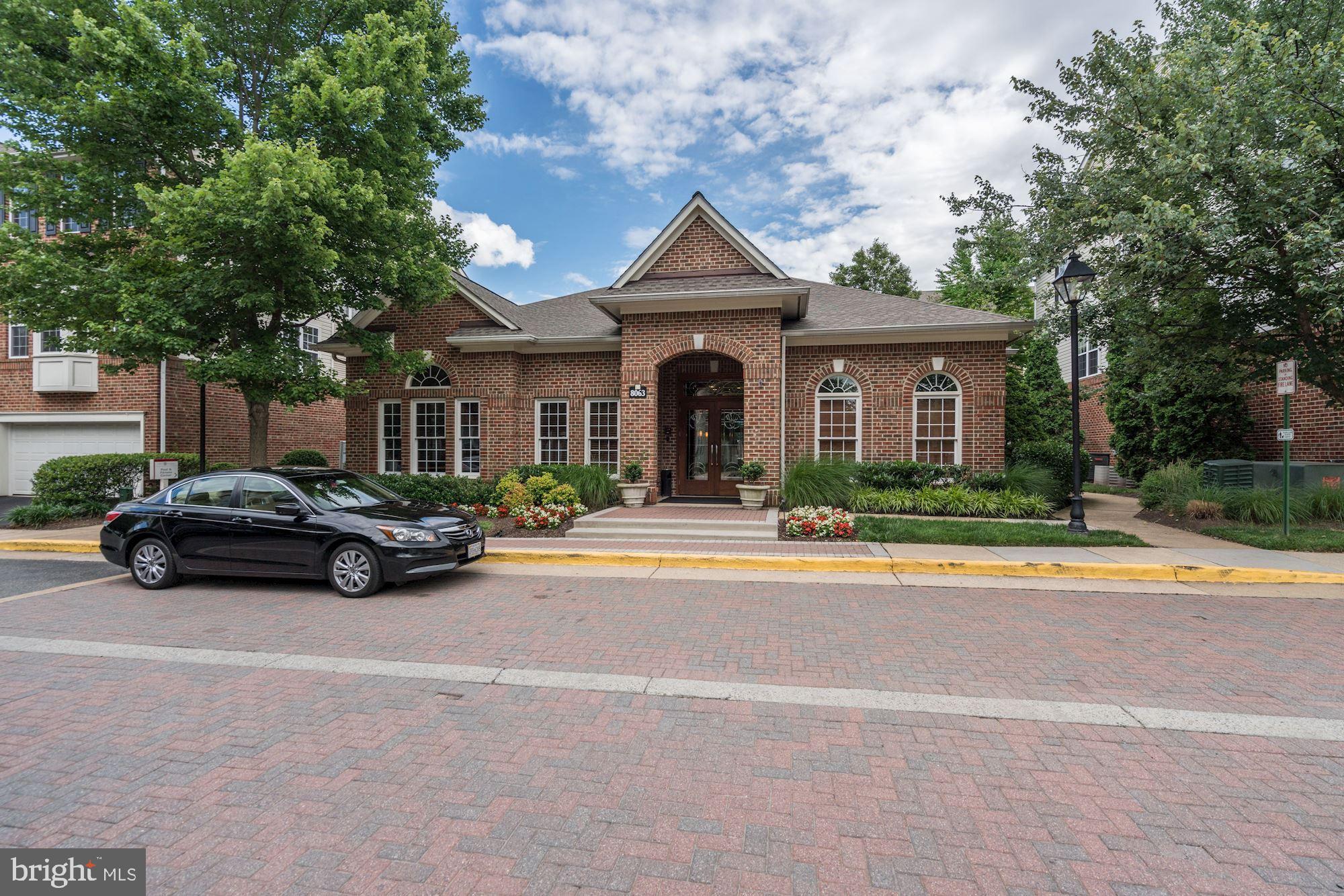 HIGH POINTE AT JEFFERSON PARK - Residential