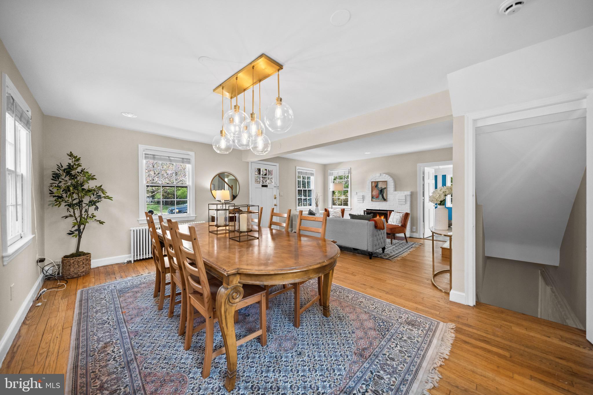 KENSINGTON - Residential