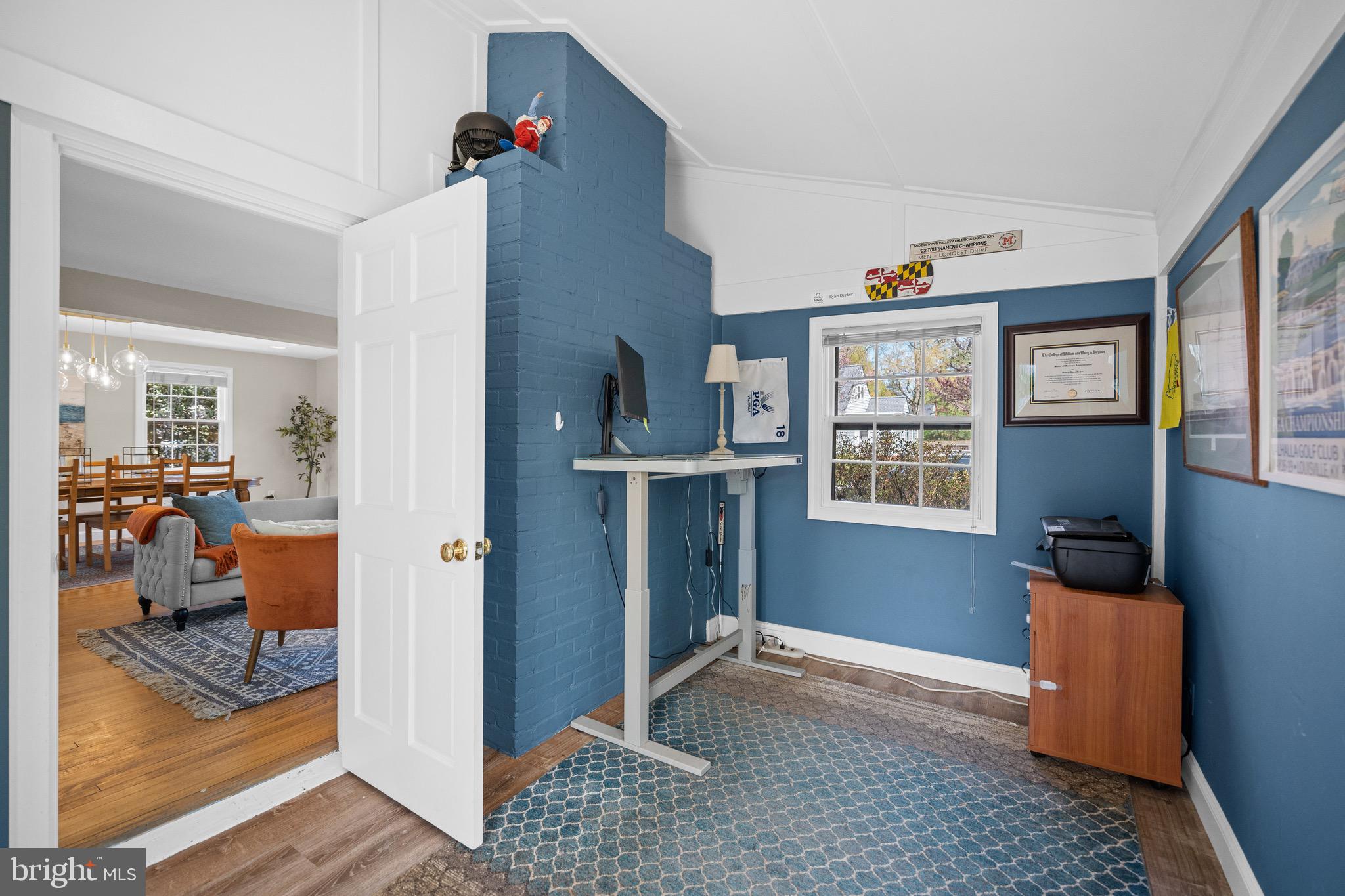 KENSINGTON - Residential