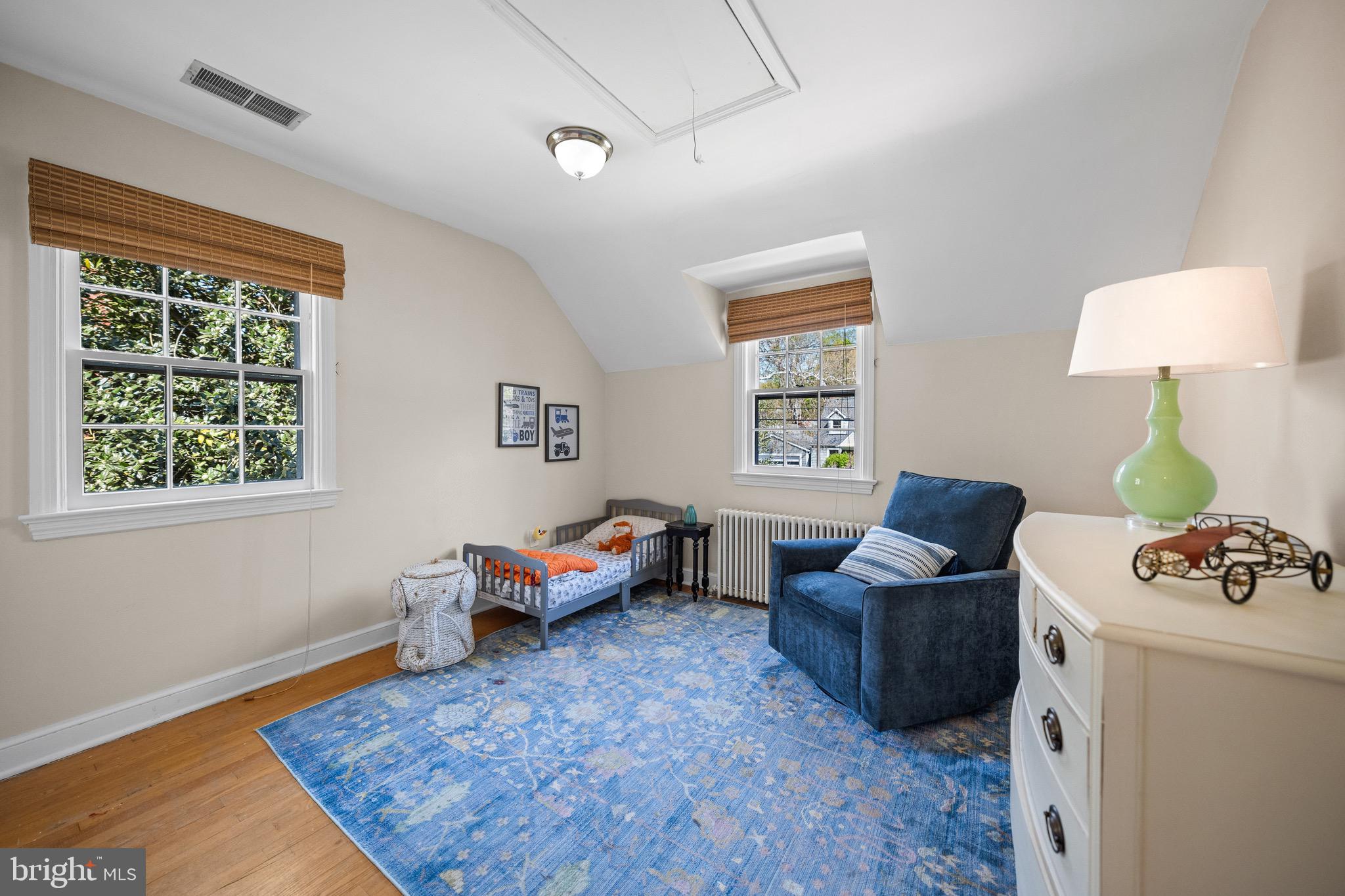 KENSINGTON - Residential