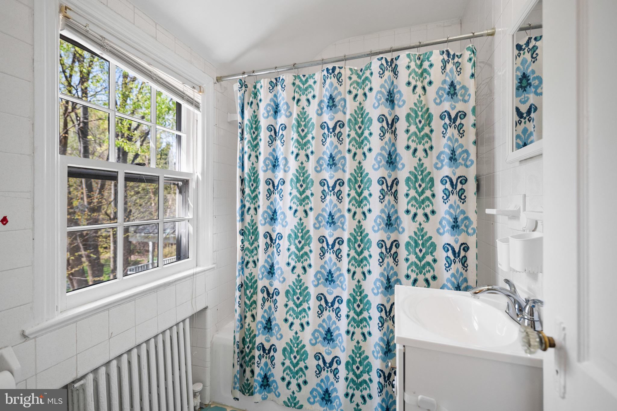 KENSINGTON - Residential