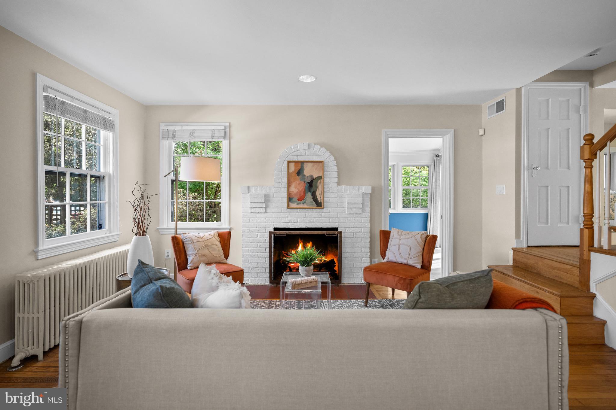 KENSINGTON - Residential