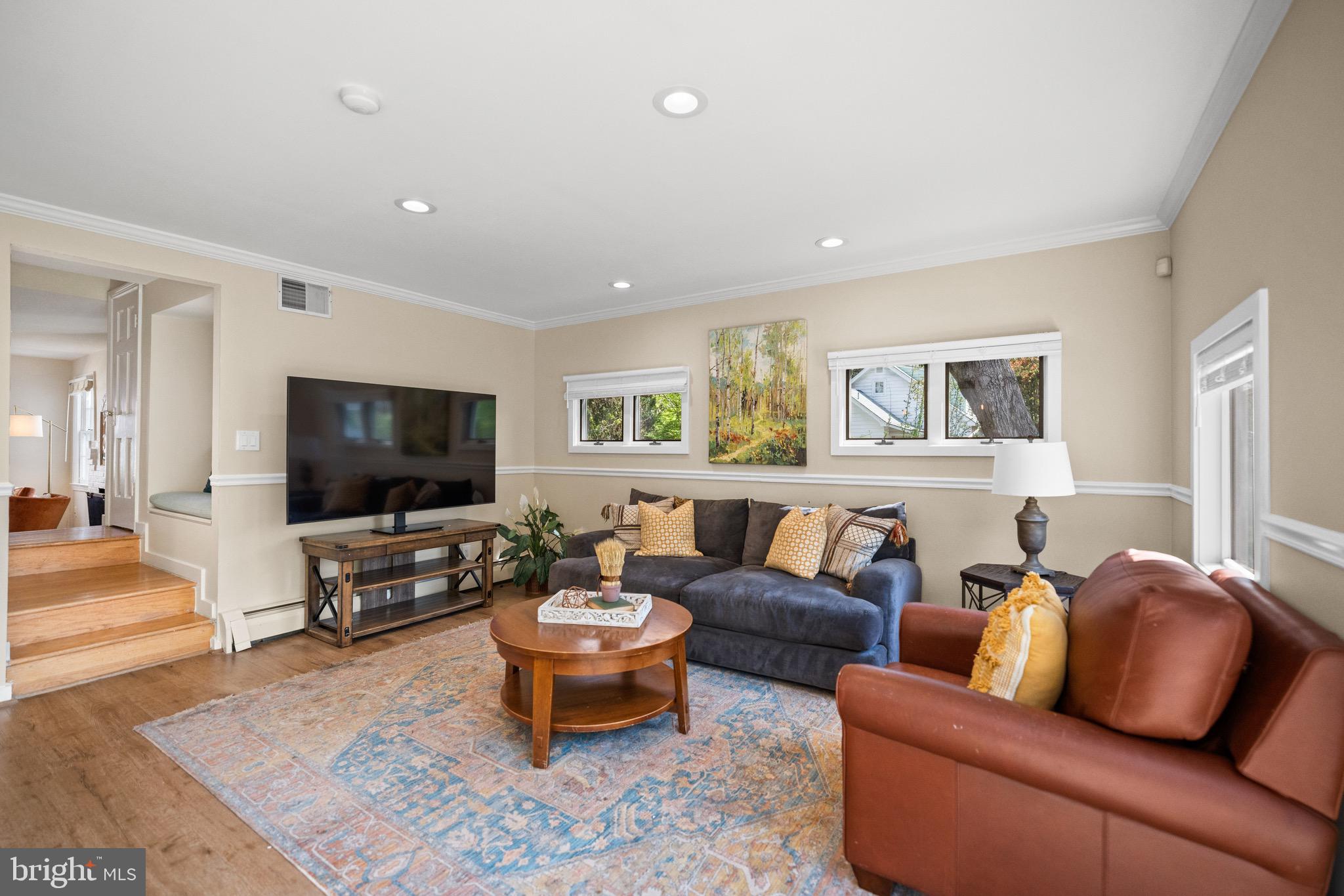 KENSINGTON - Residential