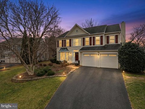 Homes For Sale - 8191 Lone Oak Court<br/> MANASSAS, VA 20111