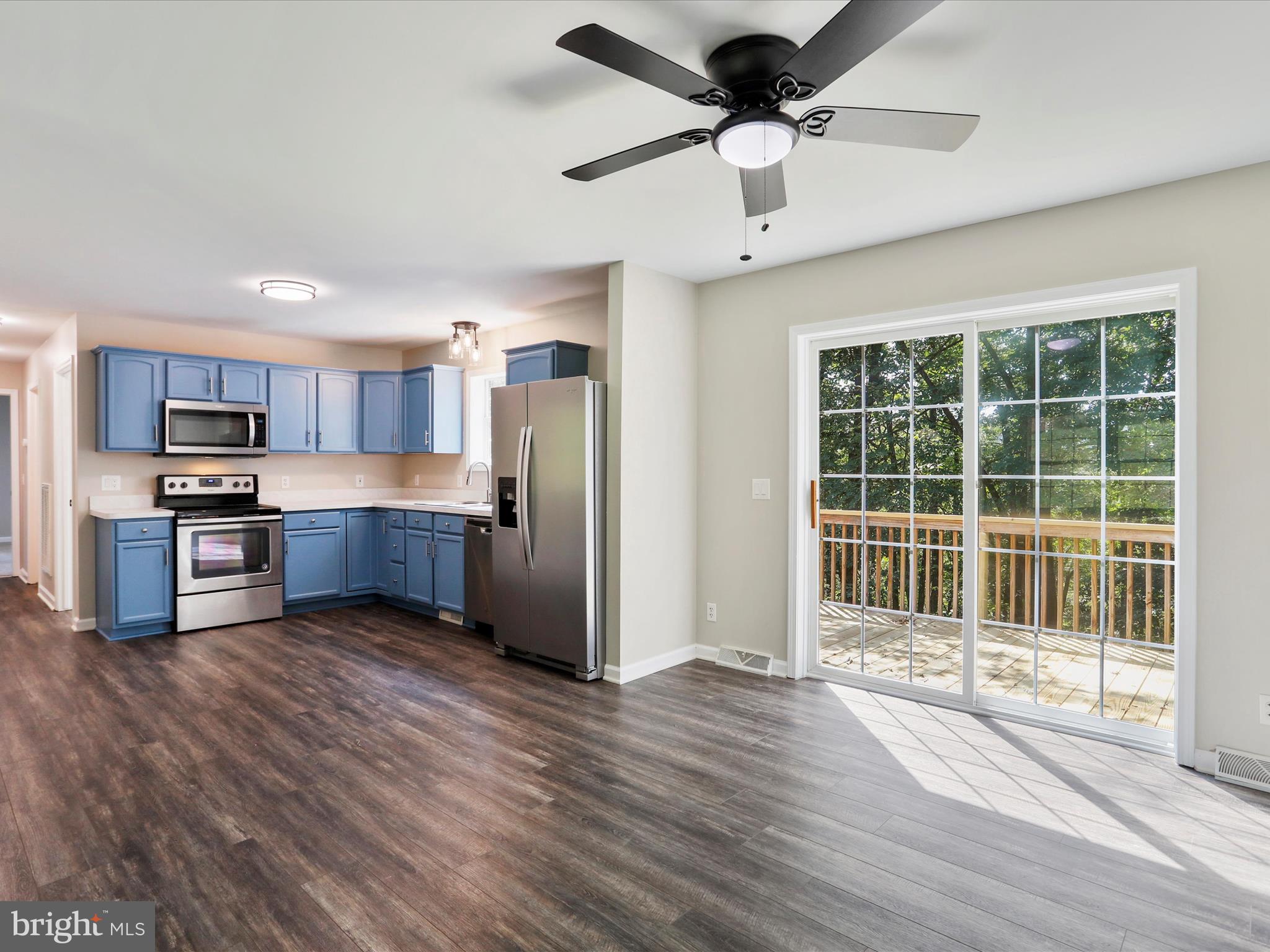 CLEMENTS MOUNTAIN - Residential