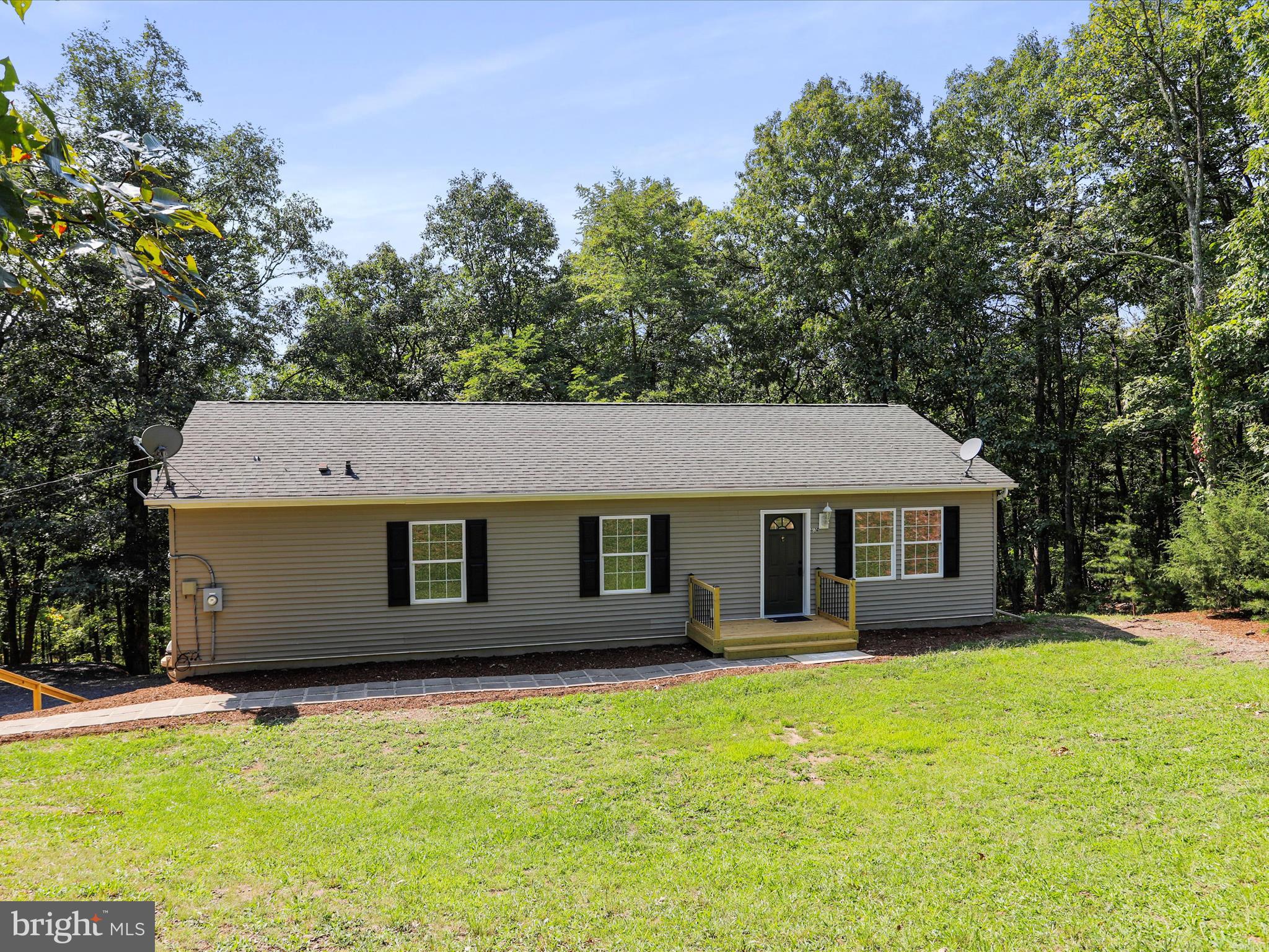 CLEMENTS MOUNTAIN - Residential