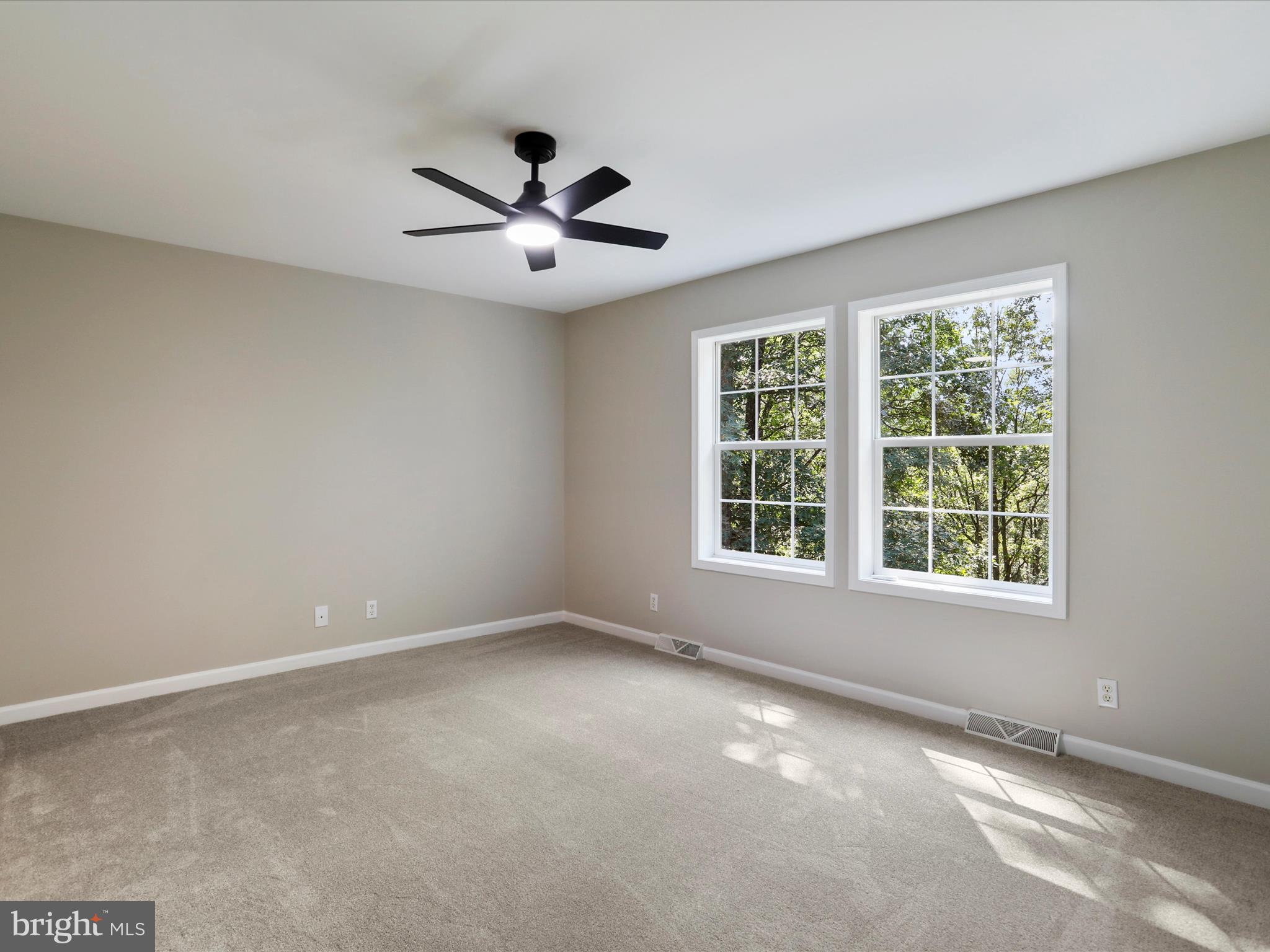 CLEMENTS MOUNTAIN - Residential