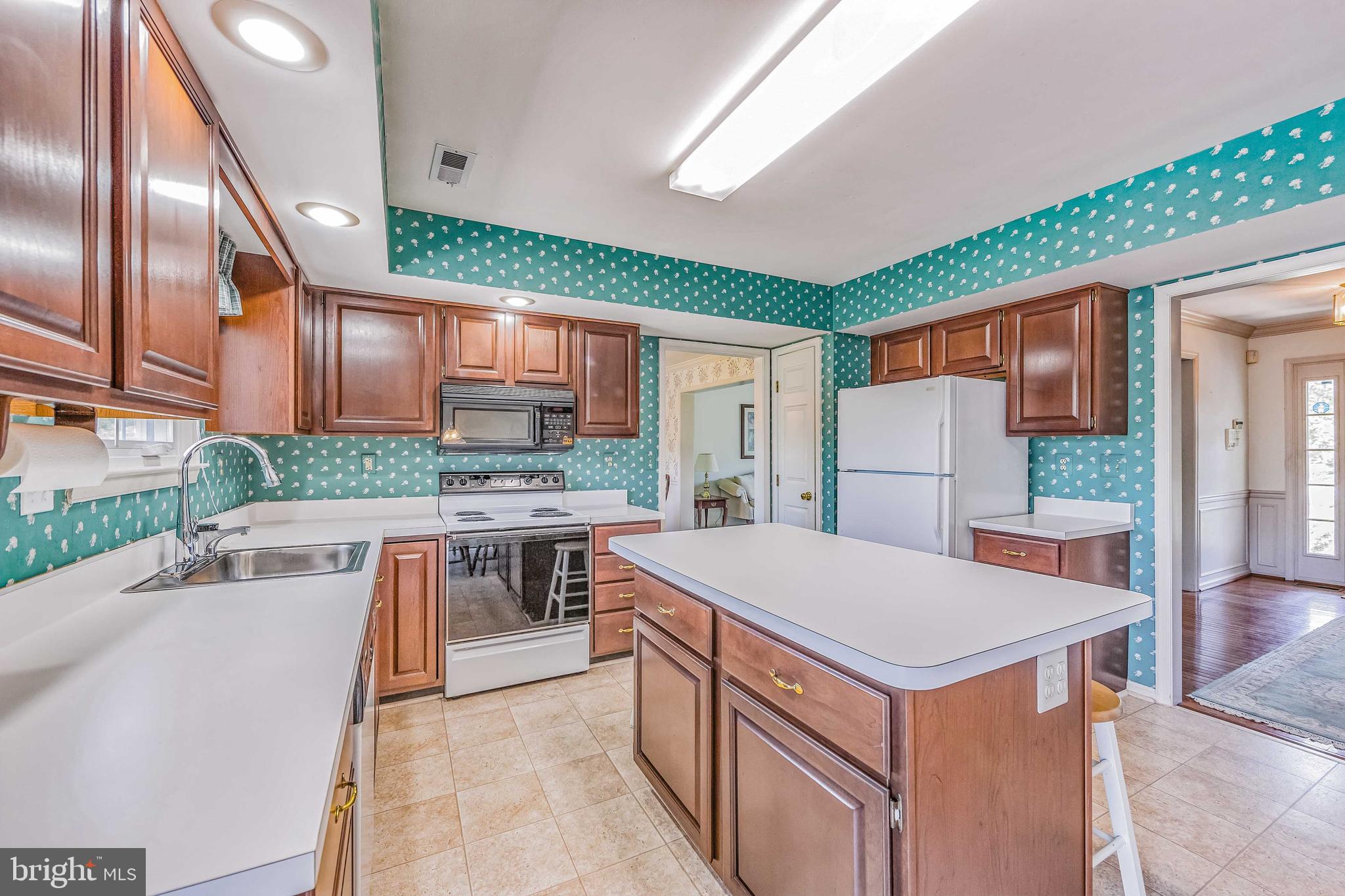 2707 E CROSSING CIRCLE