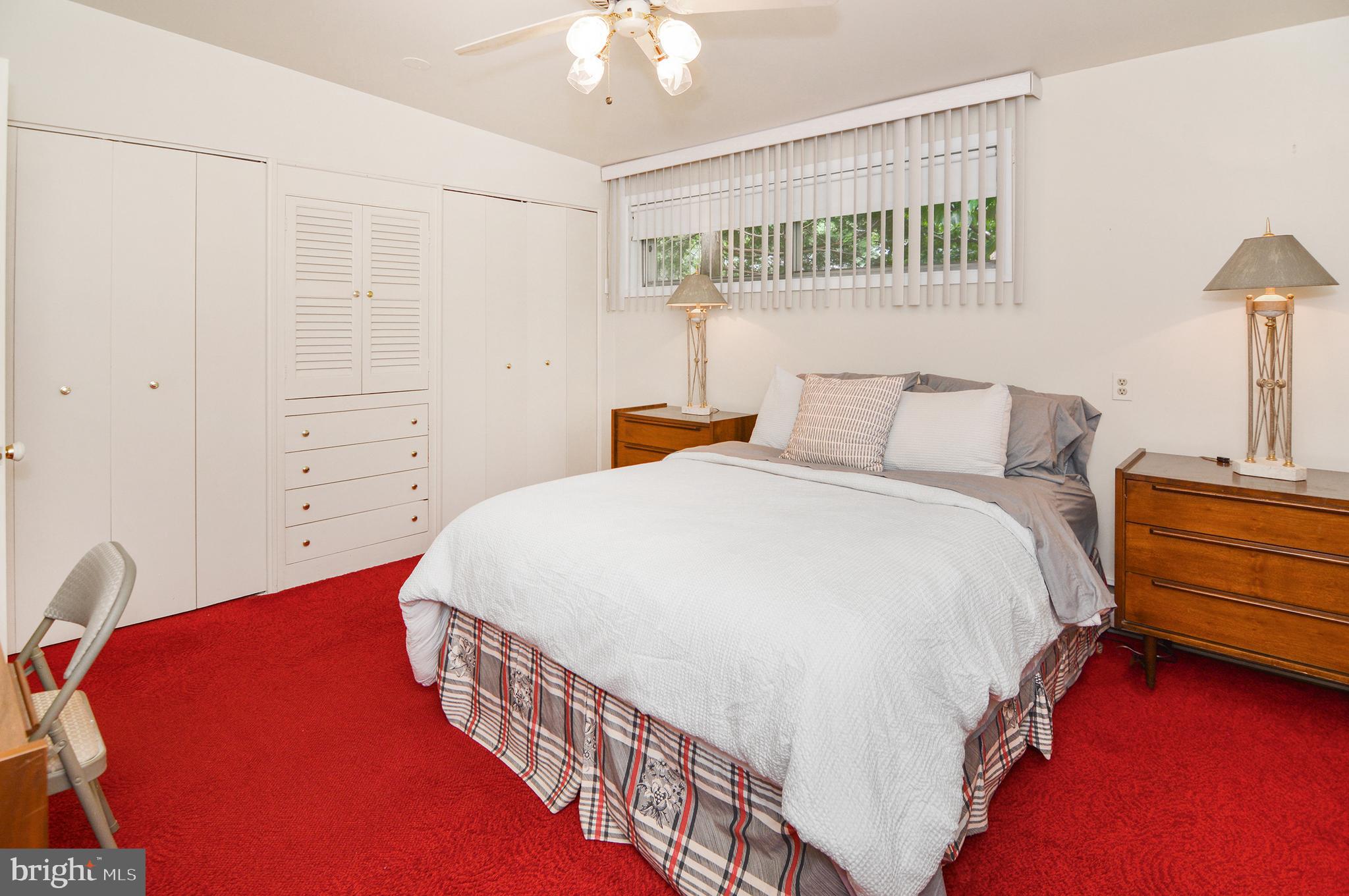 MIDFIELD - Residential