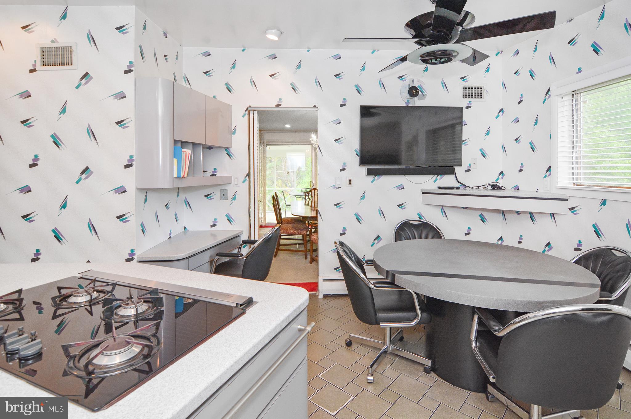 MIDFIELD - Residential