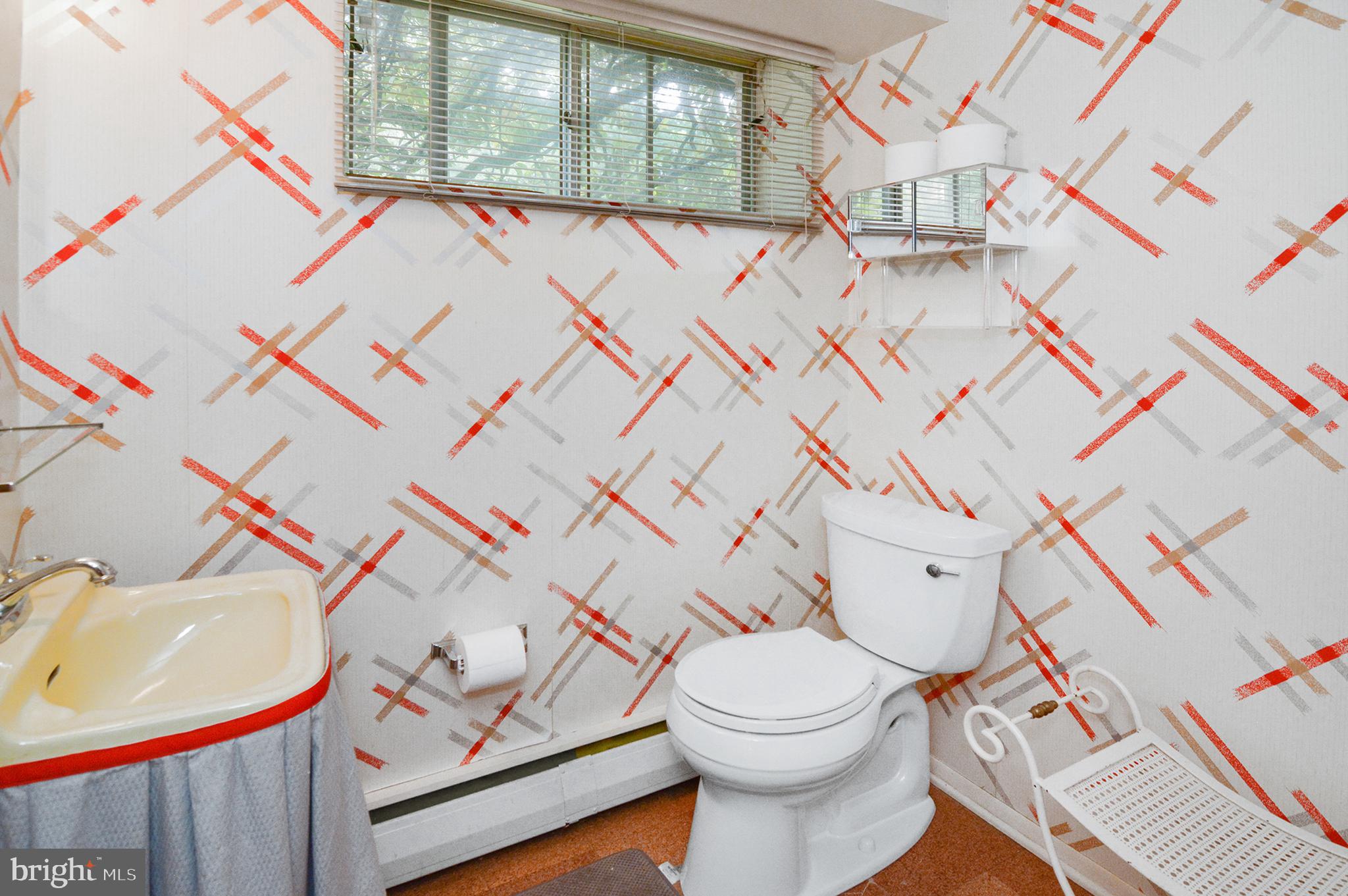 MIDFIELD - Residential