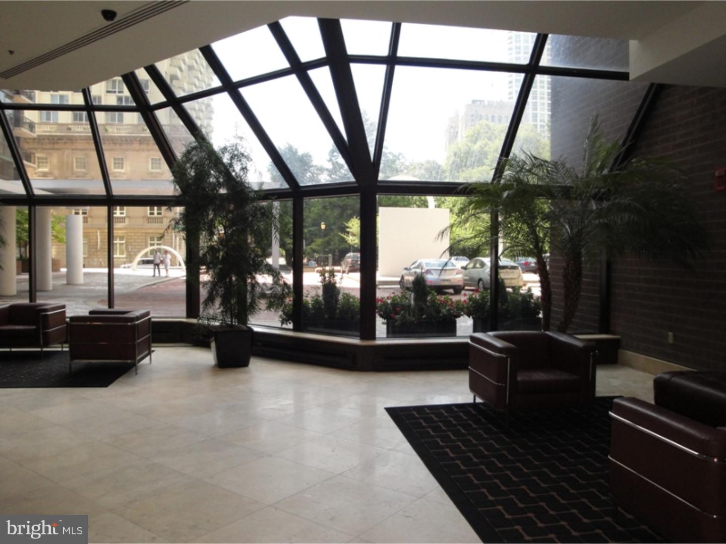 SOCIETY HILL - Residential Lease