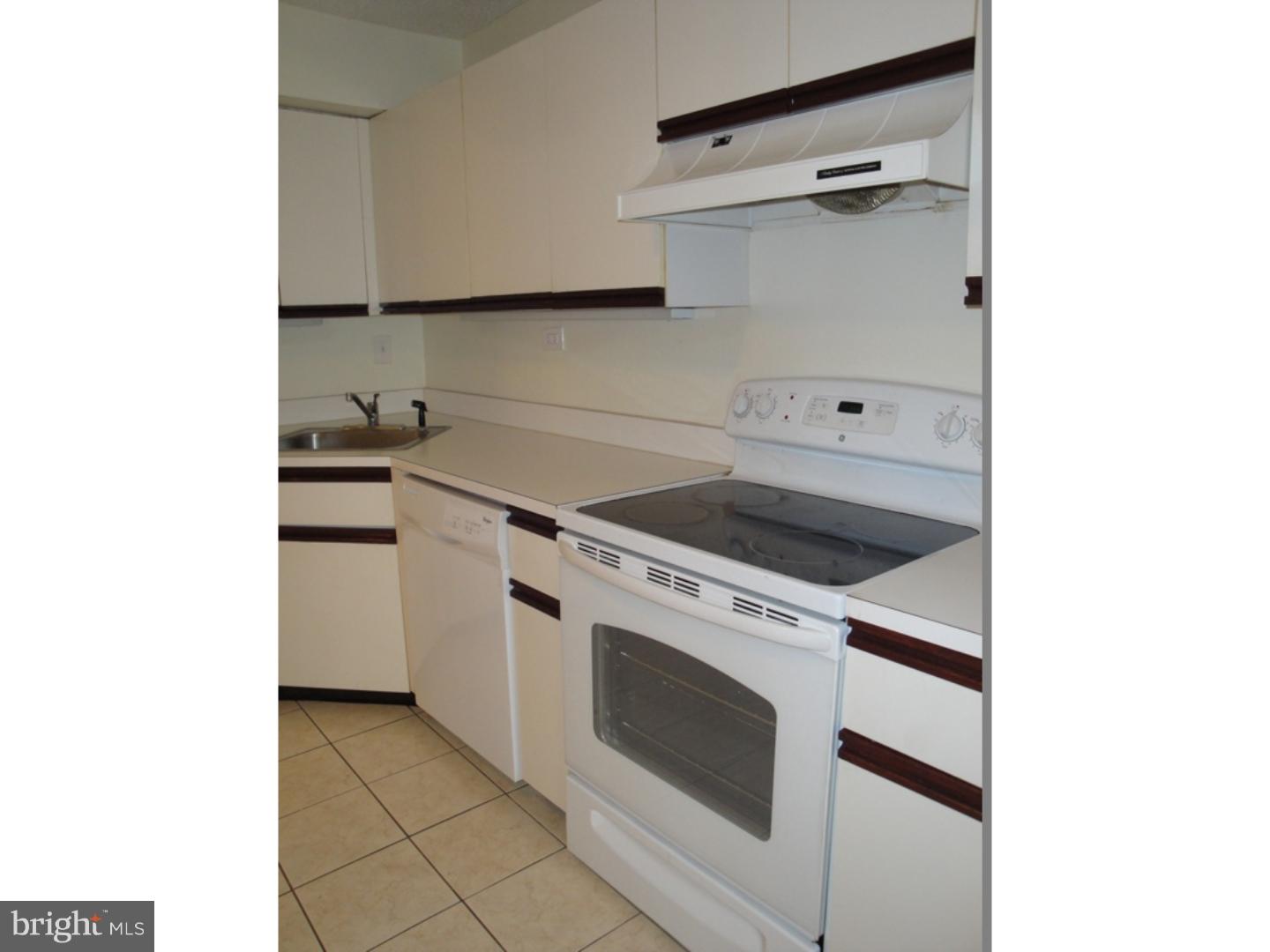 SOCIETY HILL - Residential Lease