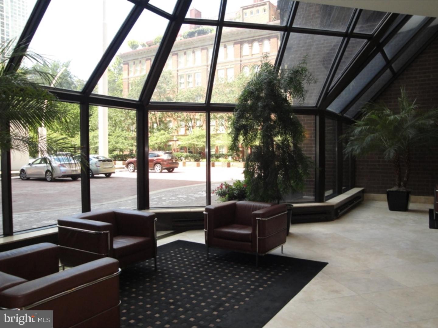 SOCIETY HILL - Residential Lease