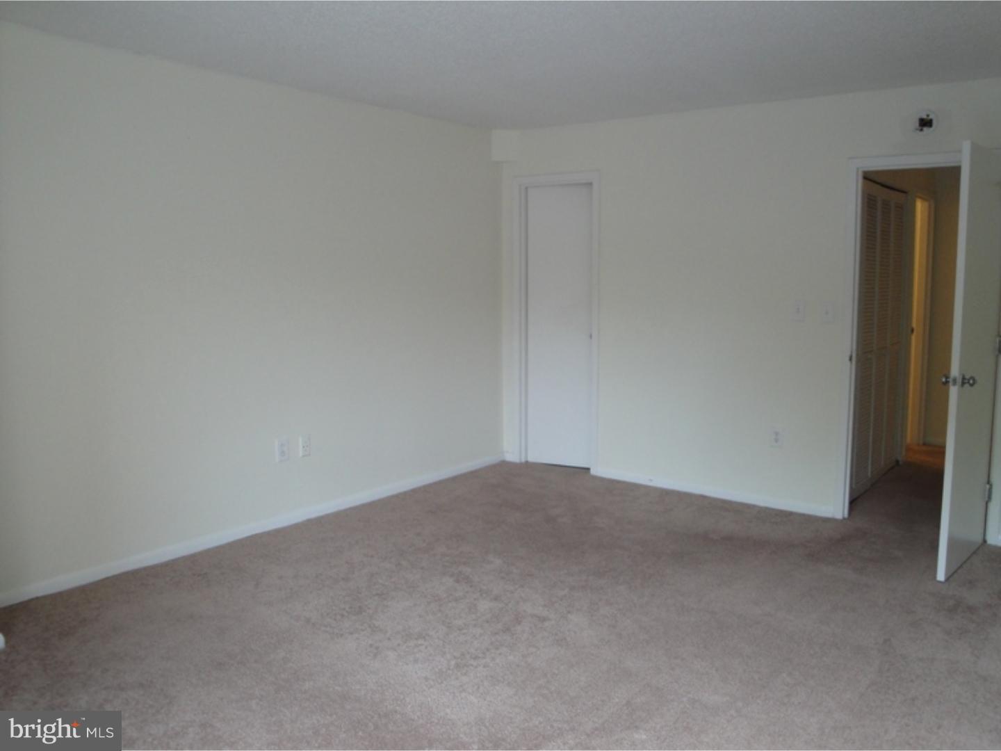 SOCIETY HILL - Residential Lease