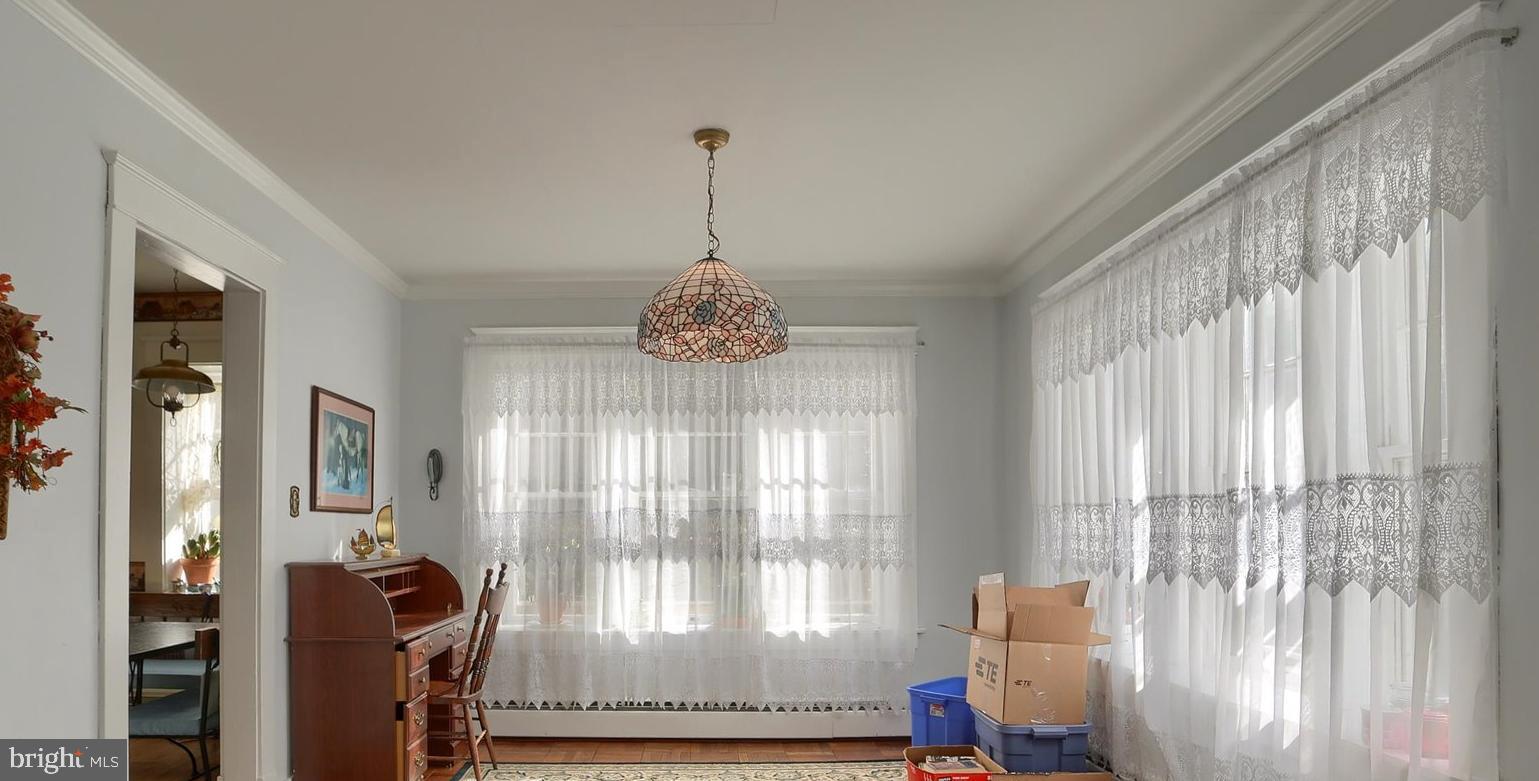 HILLSIDE - Residential