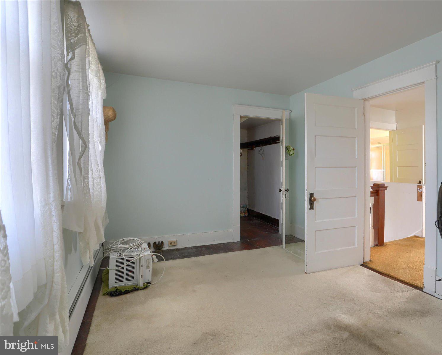 HILLSIDE - Residential