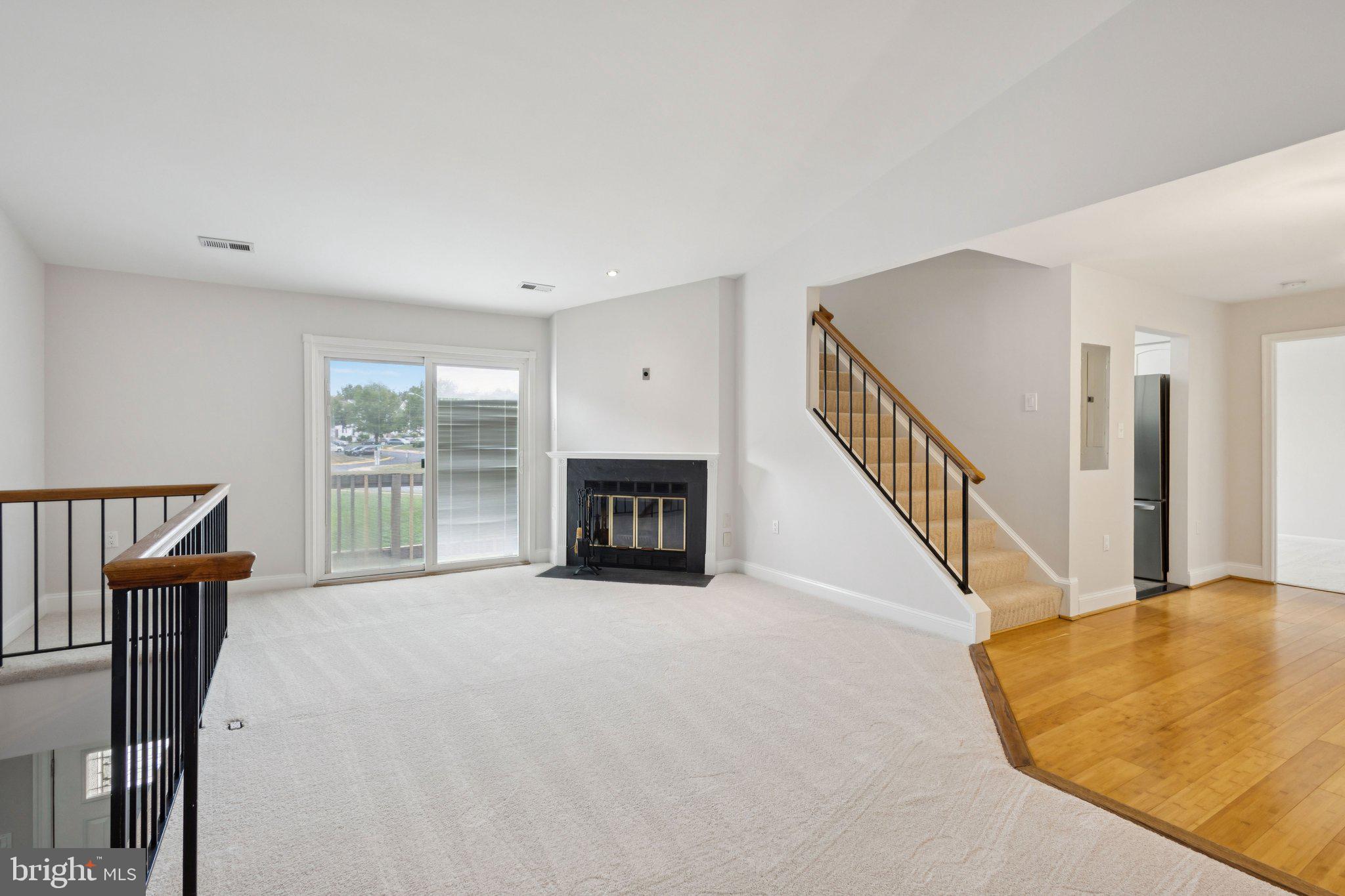 10421 PARADISE COURT
