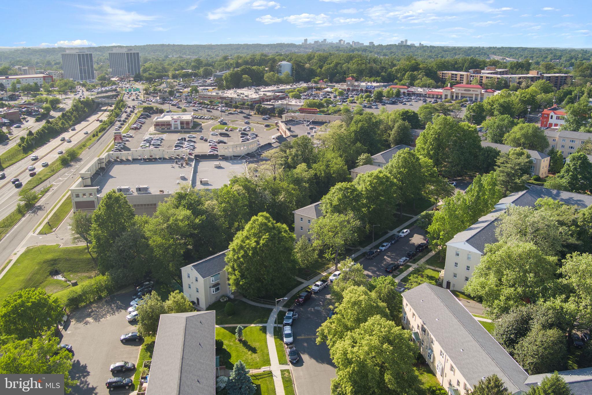 VILLAGES AT FALLS CHURCH - Residential Lease