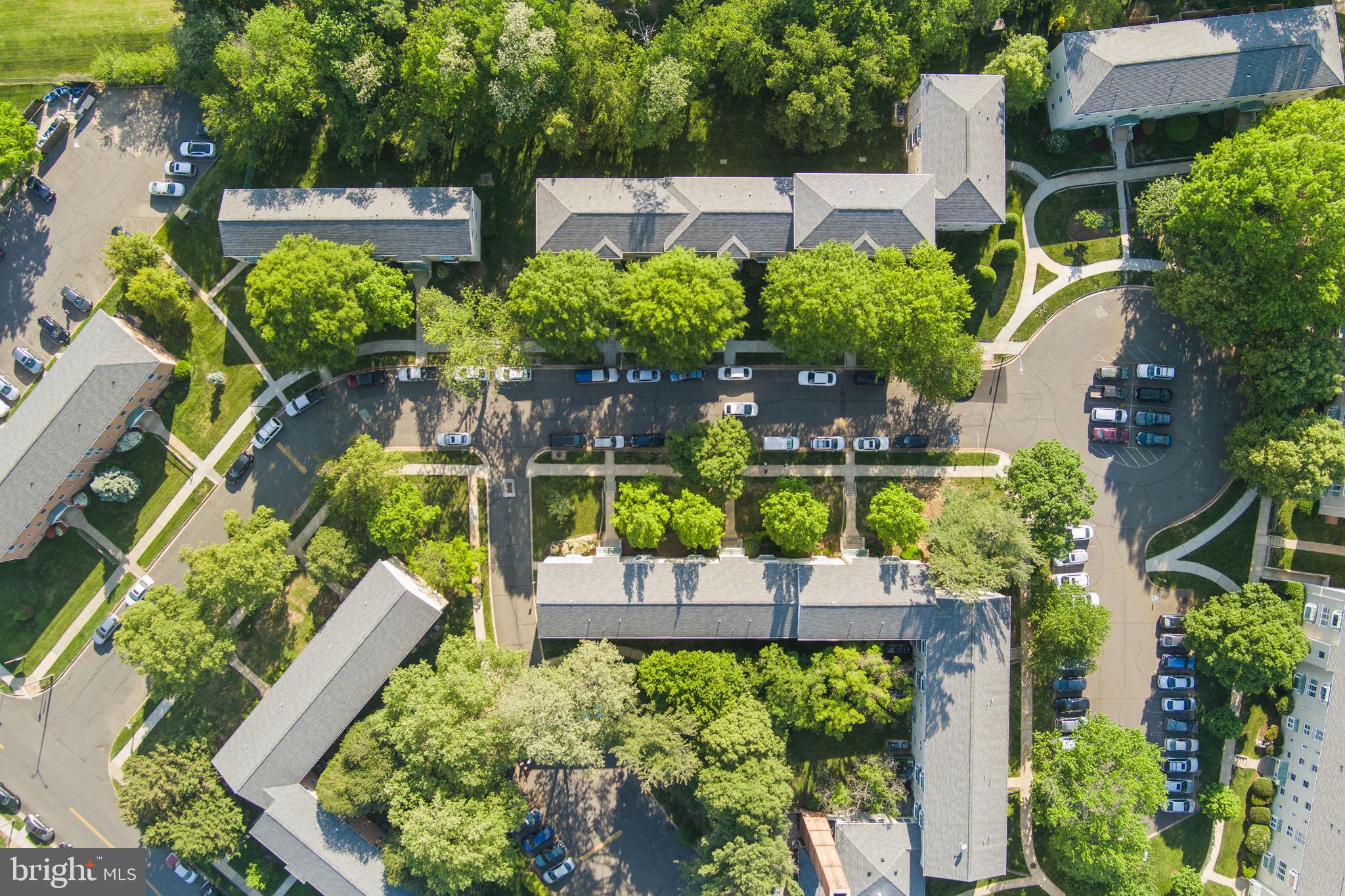 VILLAGES AT FALLS CHURCH - Residential Lease