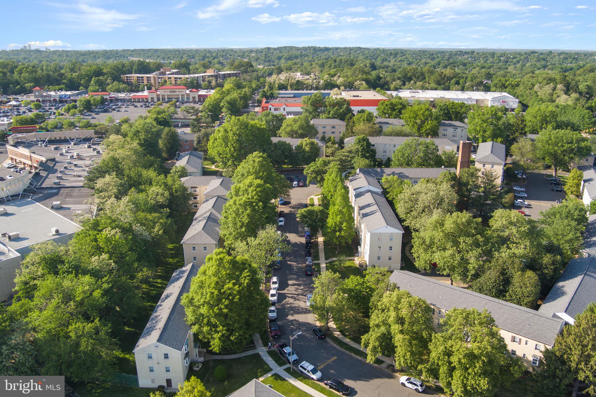 VILLAGES AT FALLS CHURCH - Residential Lease