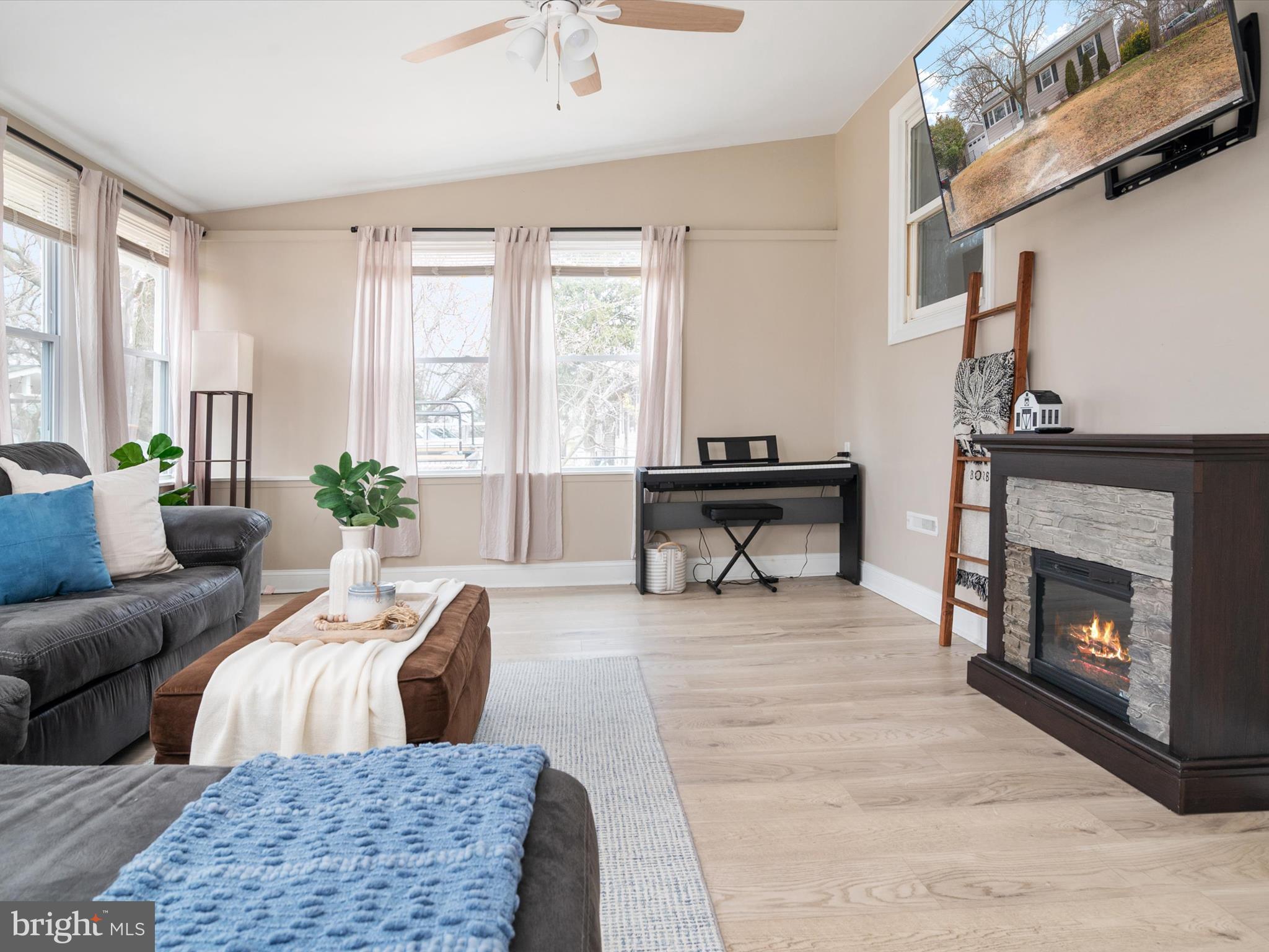 GLENMORE - Residential