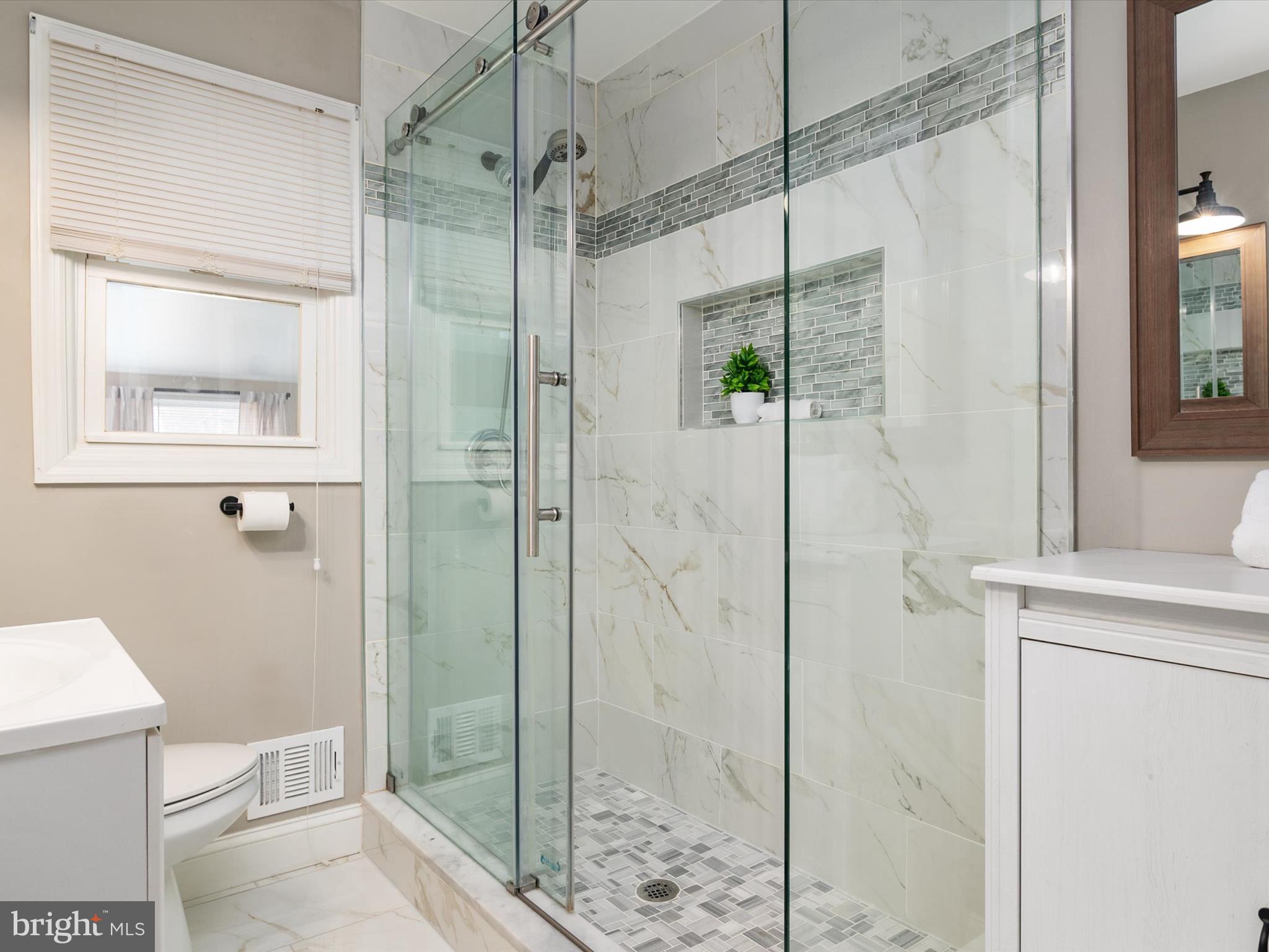 GLENMORE - Residential