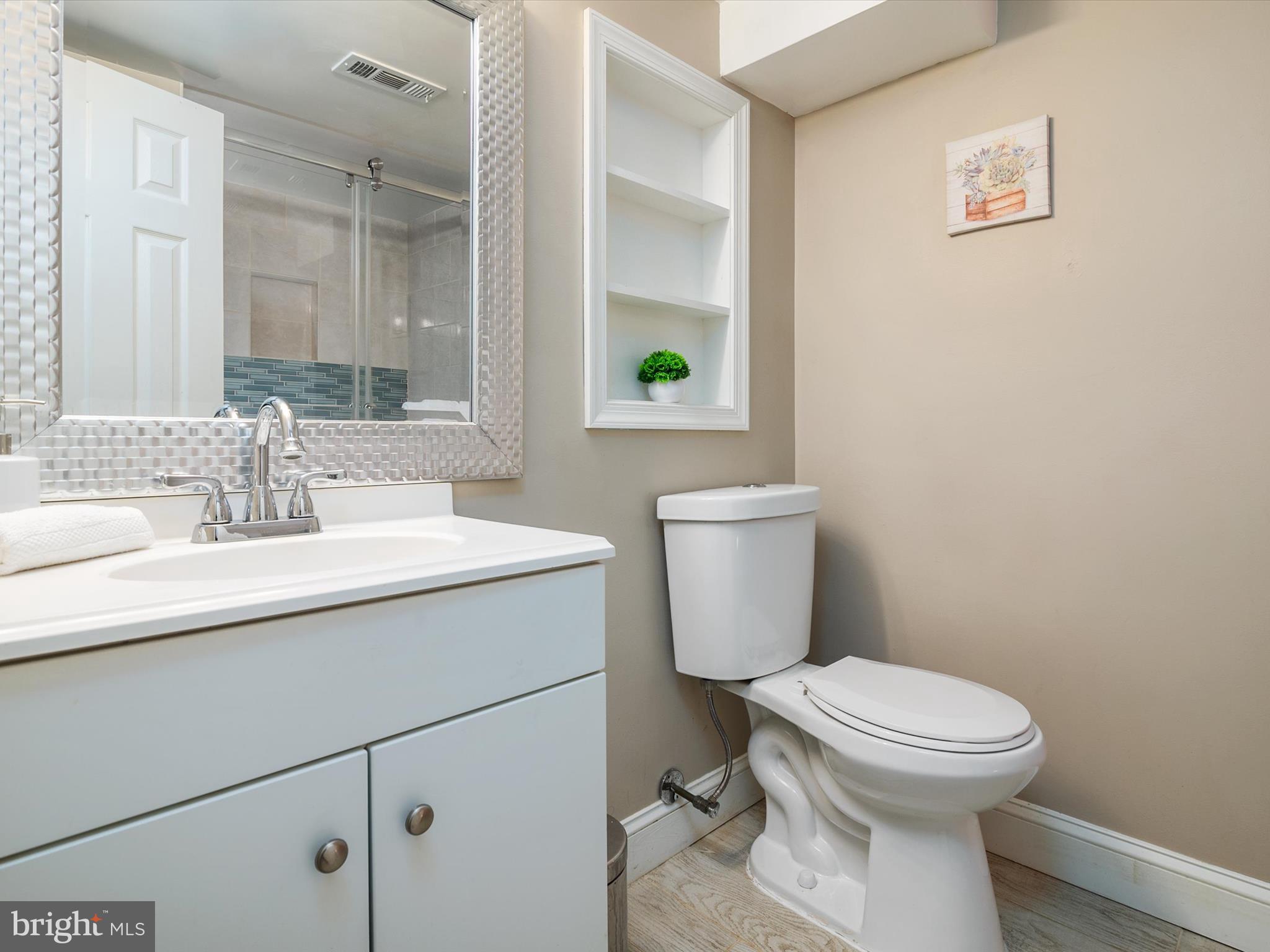 GLENMORE - Residential