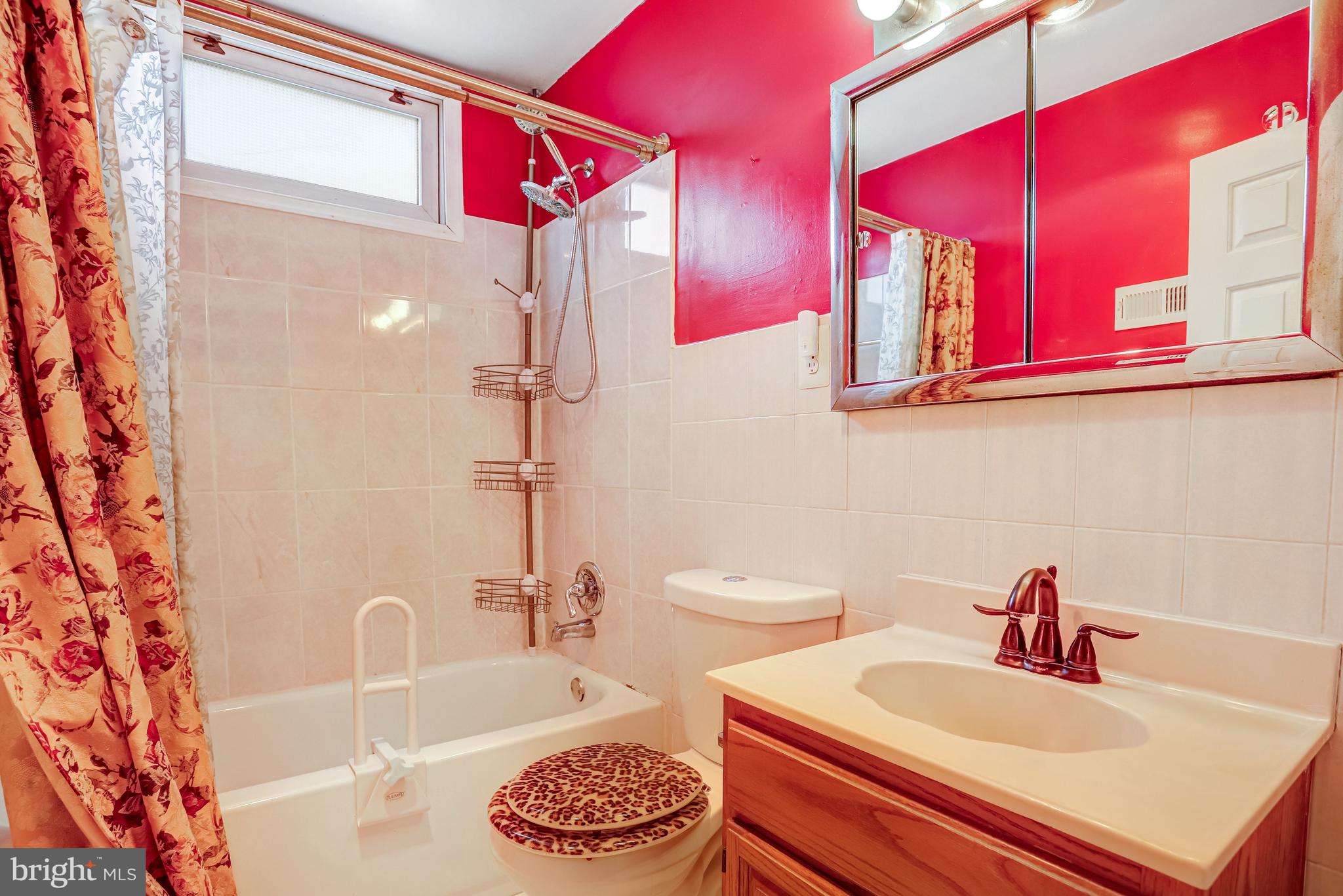 KENSINGTON - Residential