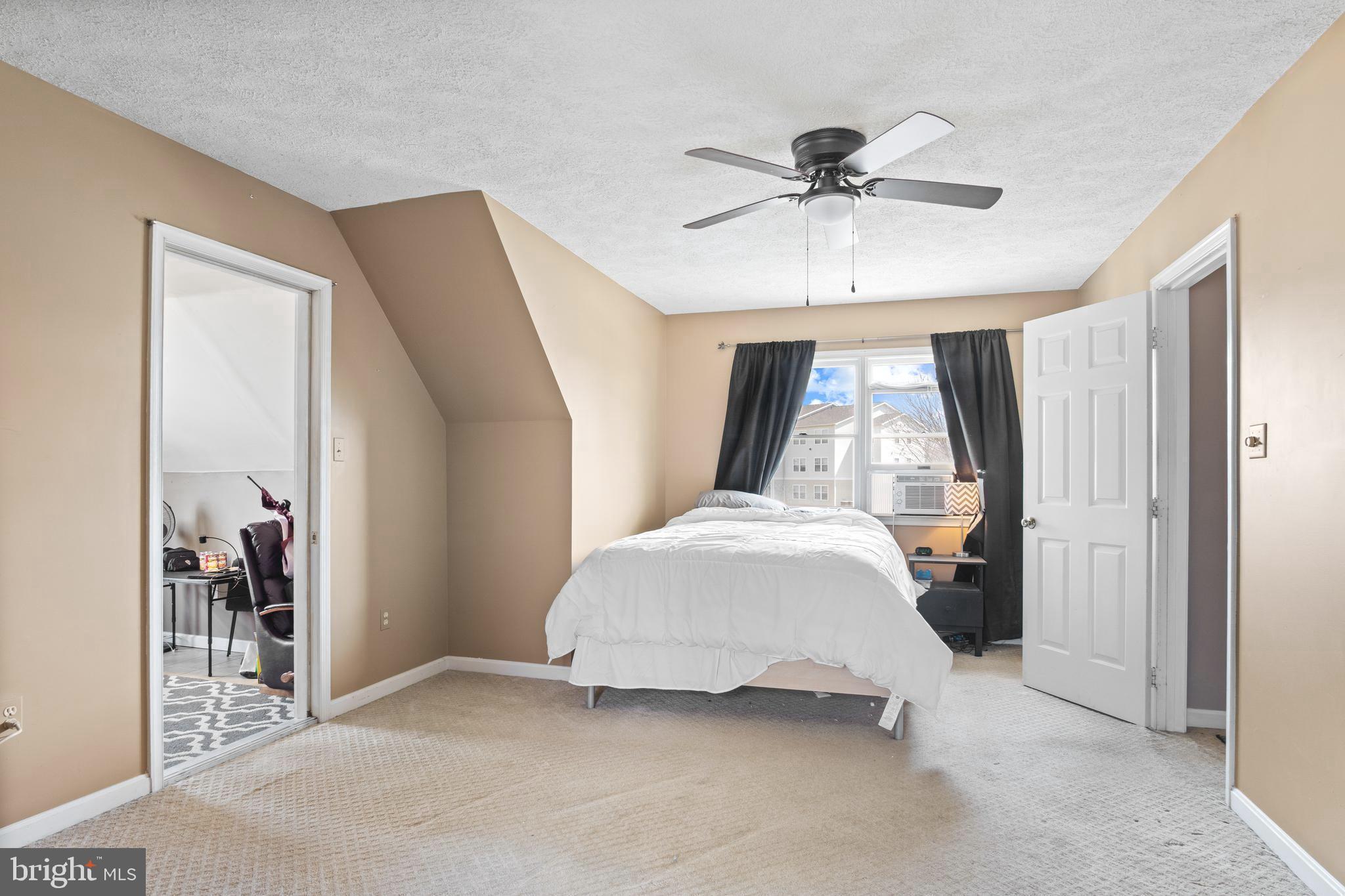 MEADOWS OF CULPEPER - Residential