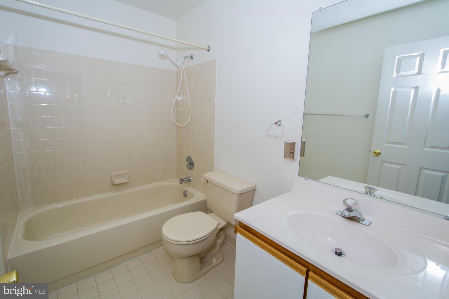 OAKHURST - Residential