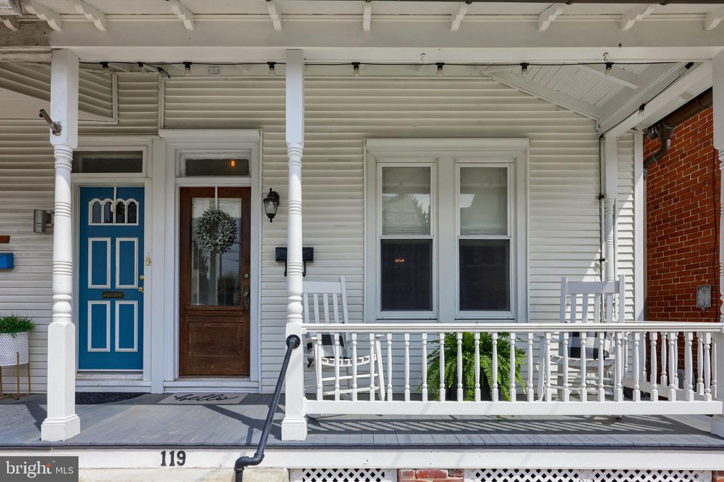 Photo of 119 S Cedar Street, LITITZ, PA 17543 (MLS # PALA2068378)